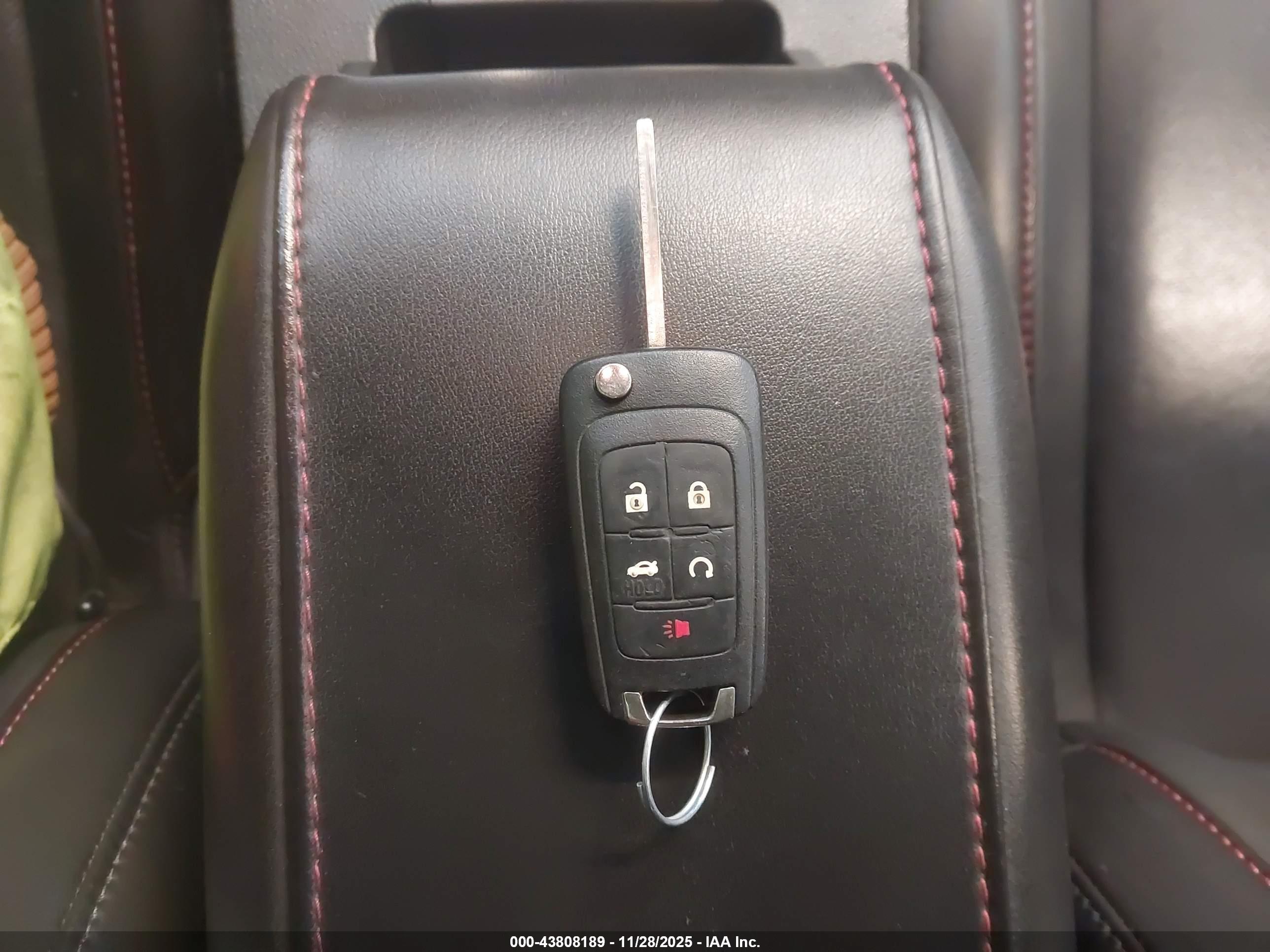 CHEVROLET EQUINOX image 11