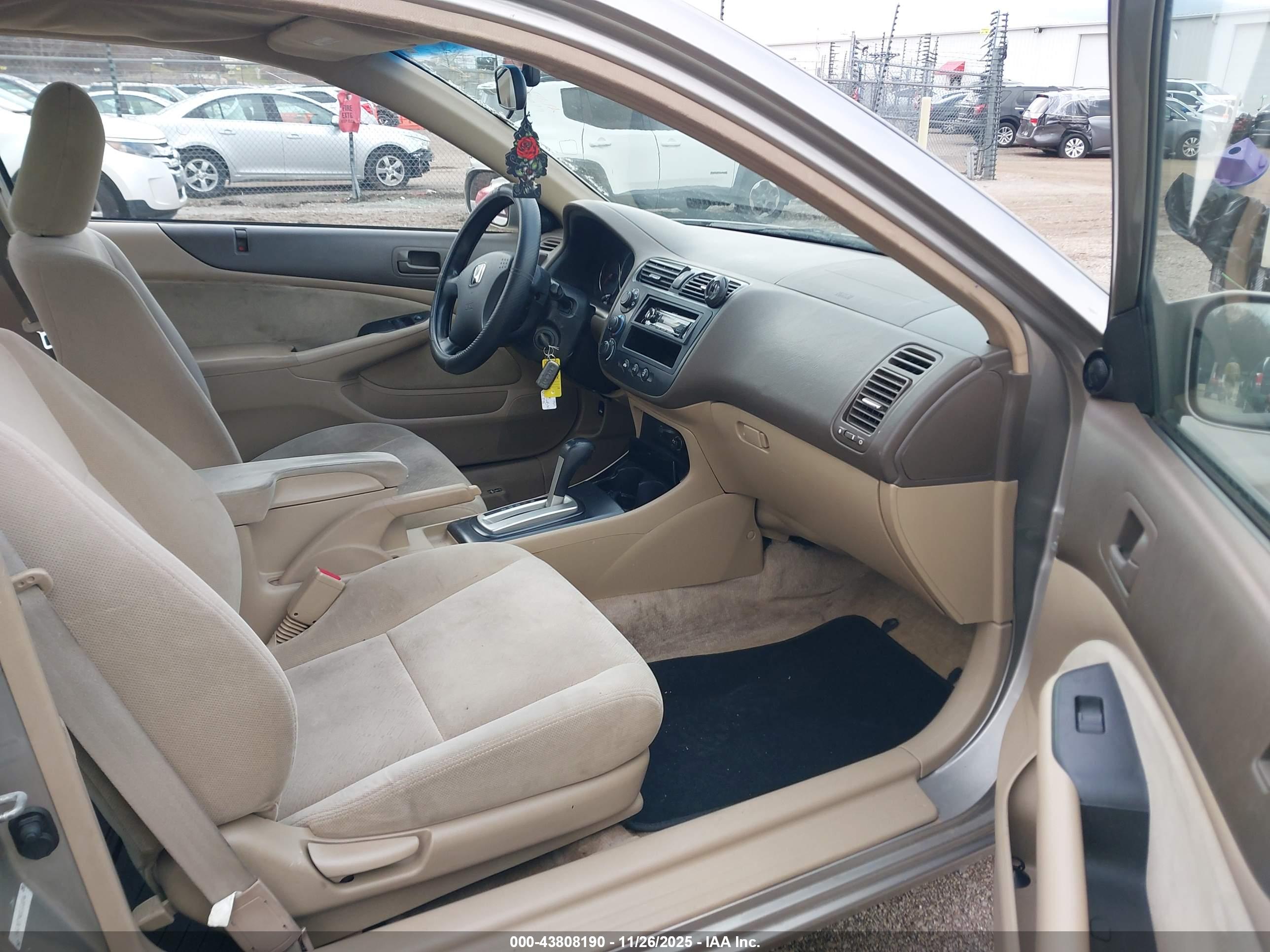 HONDA CIVIC image 5