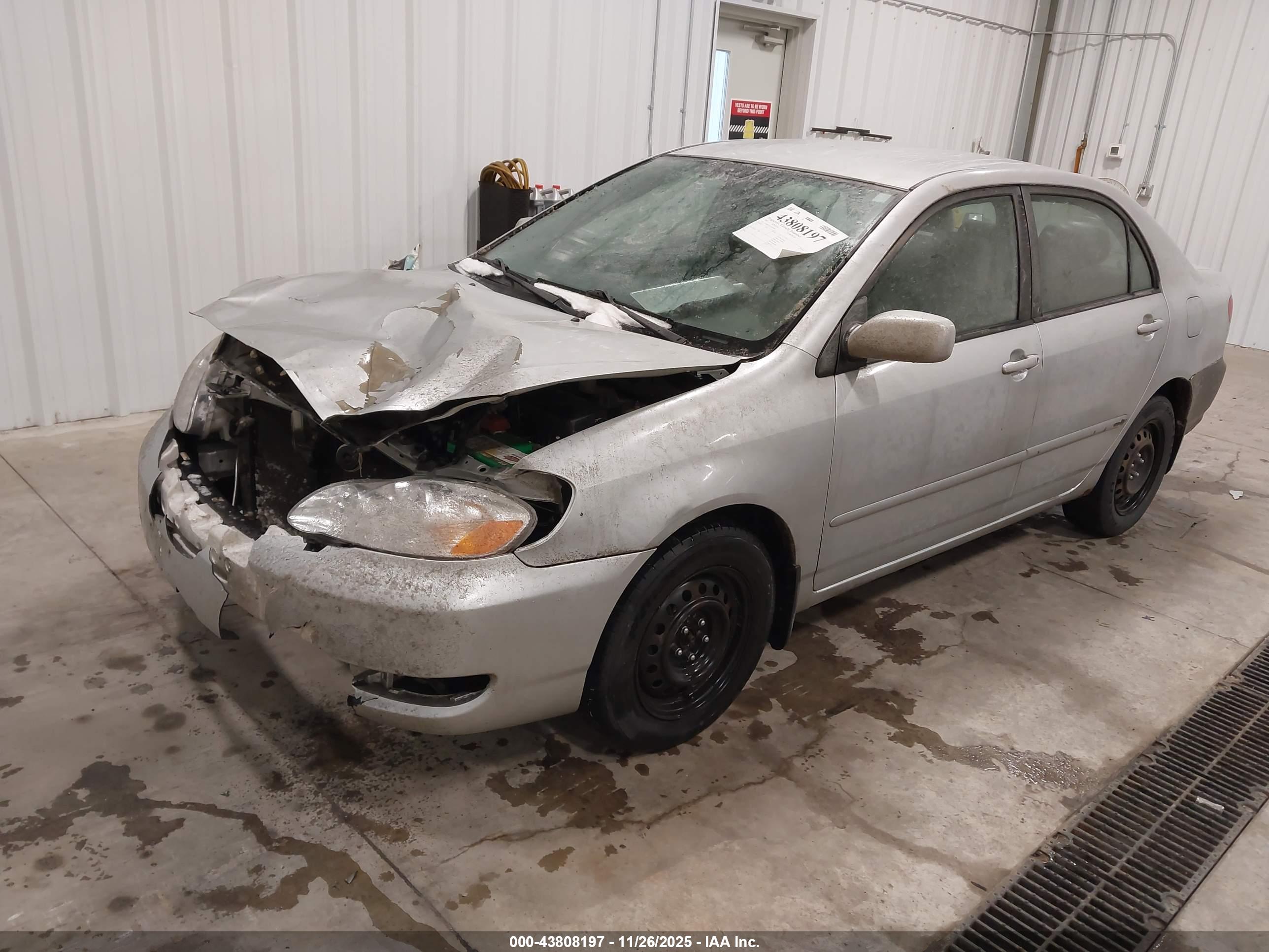 TOYOTA COROLLA image 2