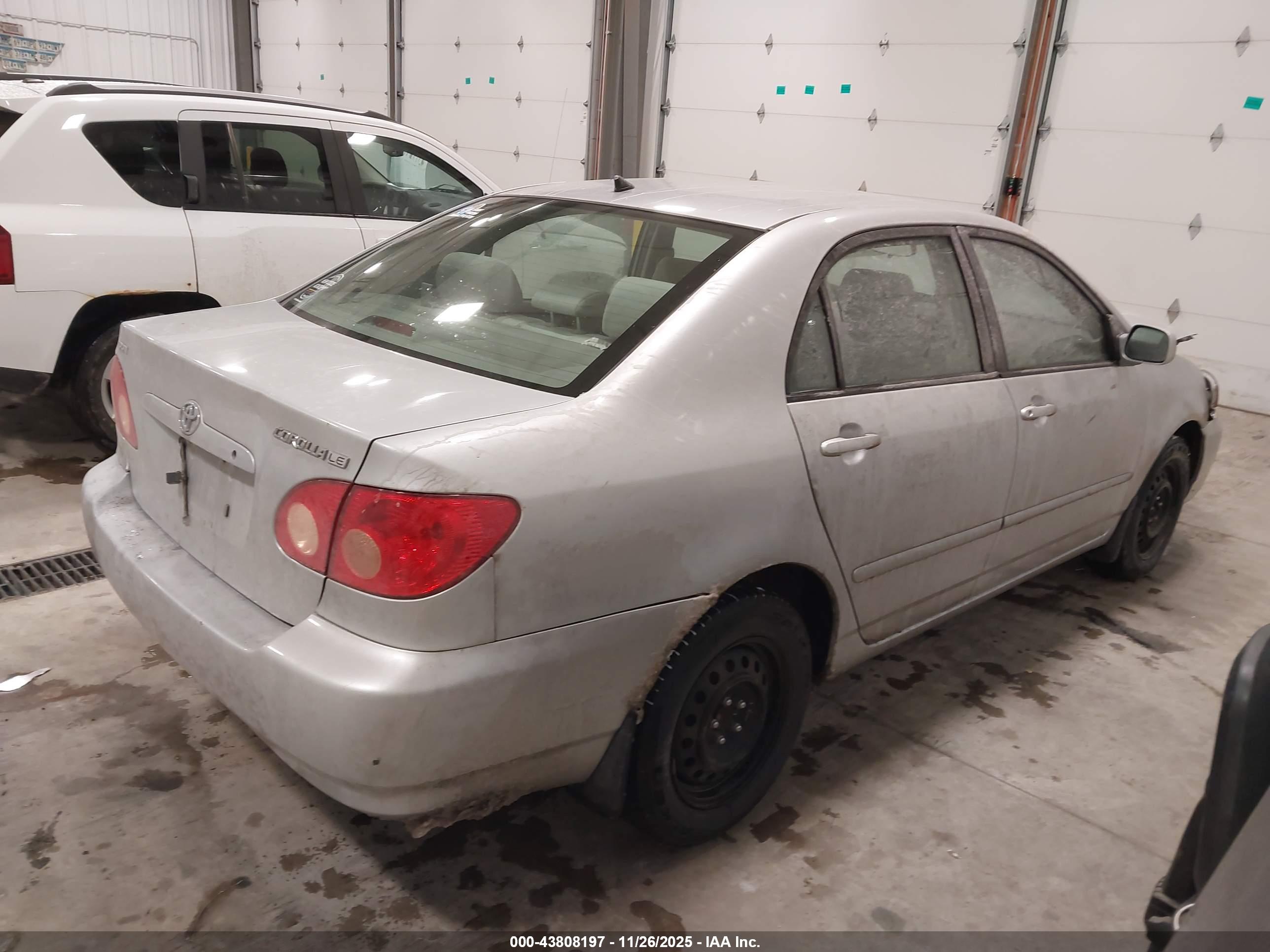 TOYOTA COROLLA image 4