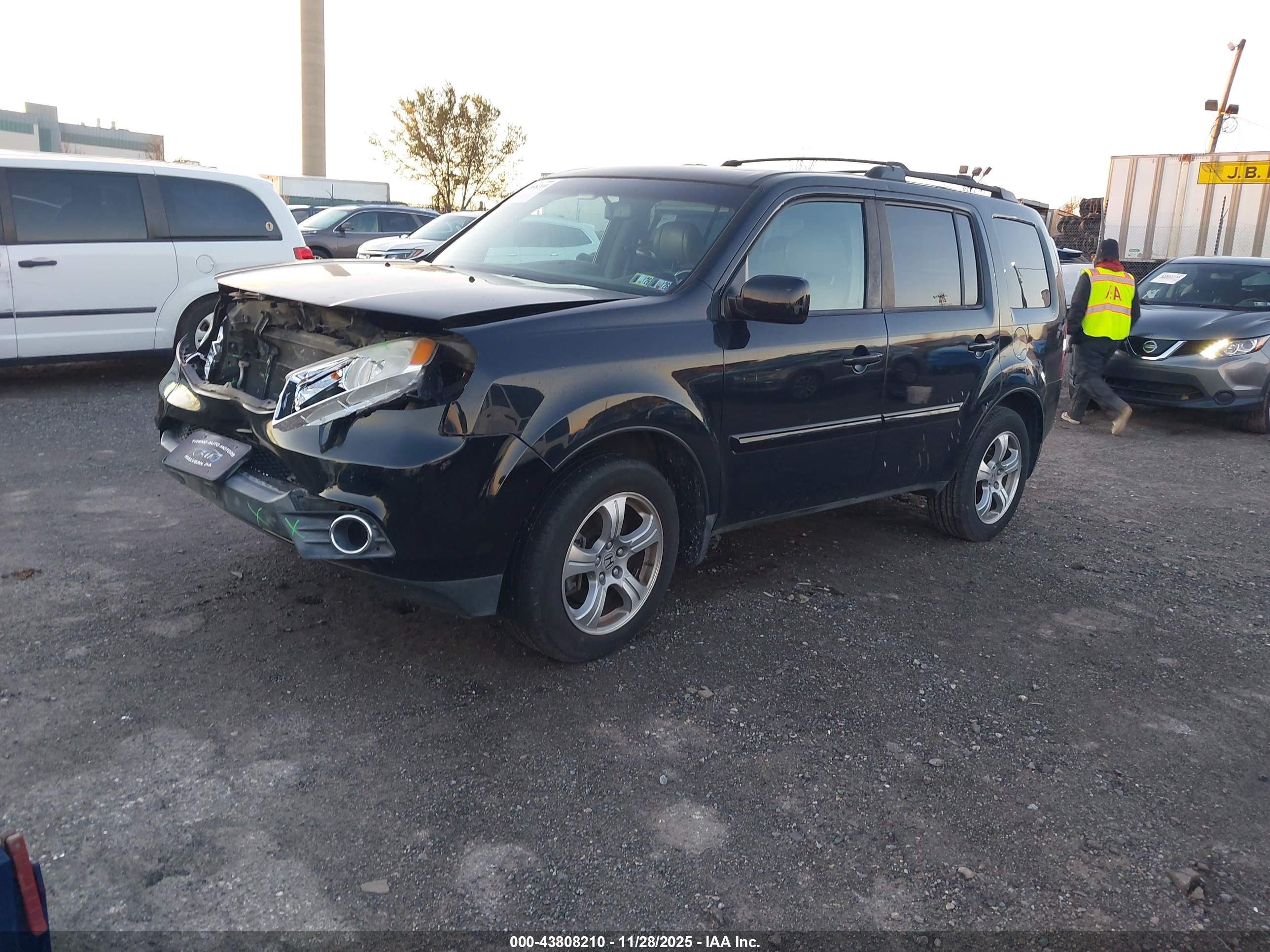 HONDA PILOT image 2