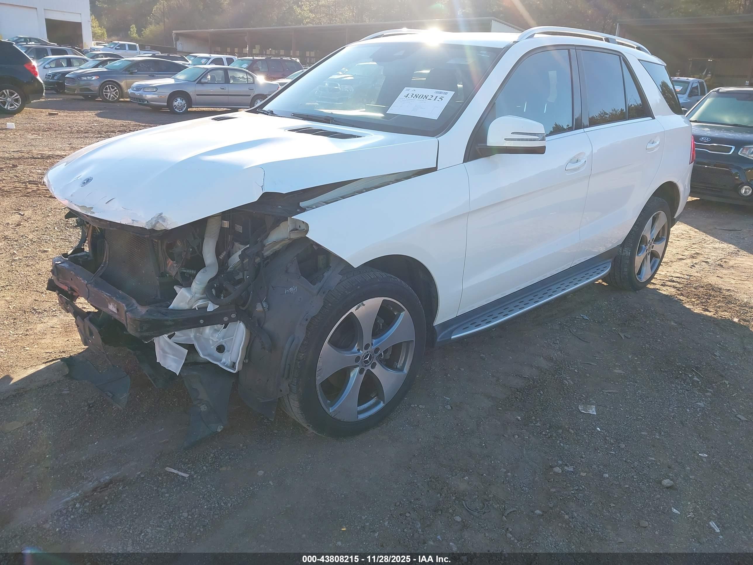 MERCEDES-BENZ GLE image 2