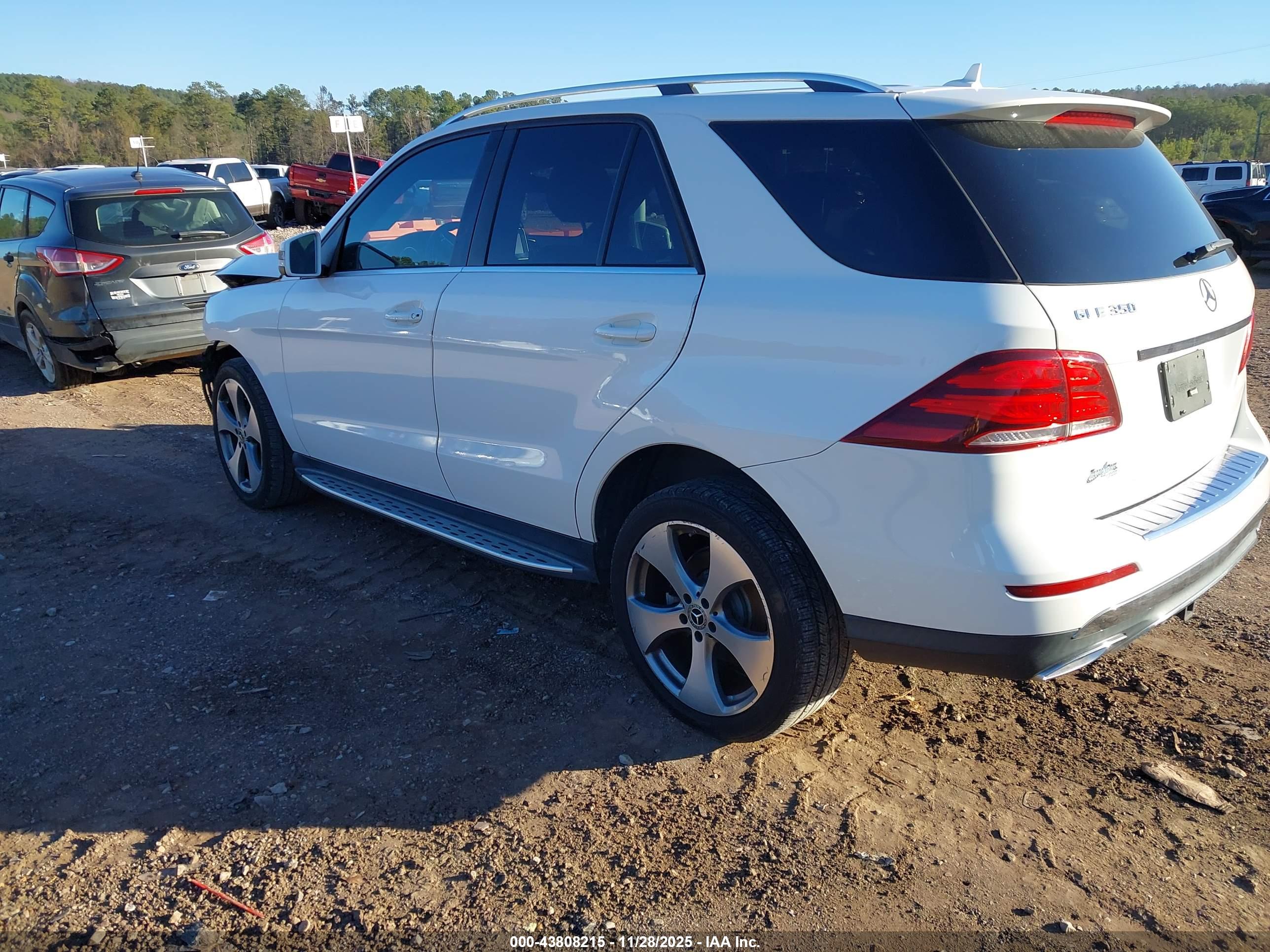 MERCEDES-BENZ GLE image 3