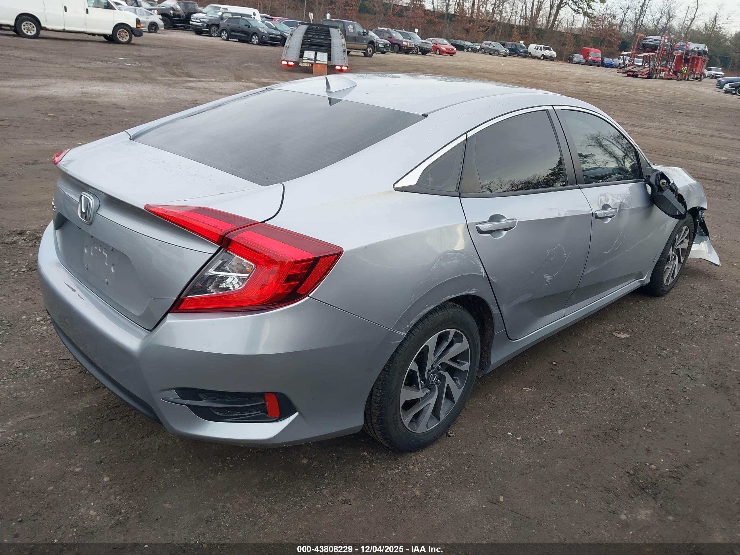HONDA CIVIC image 4