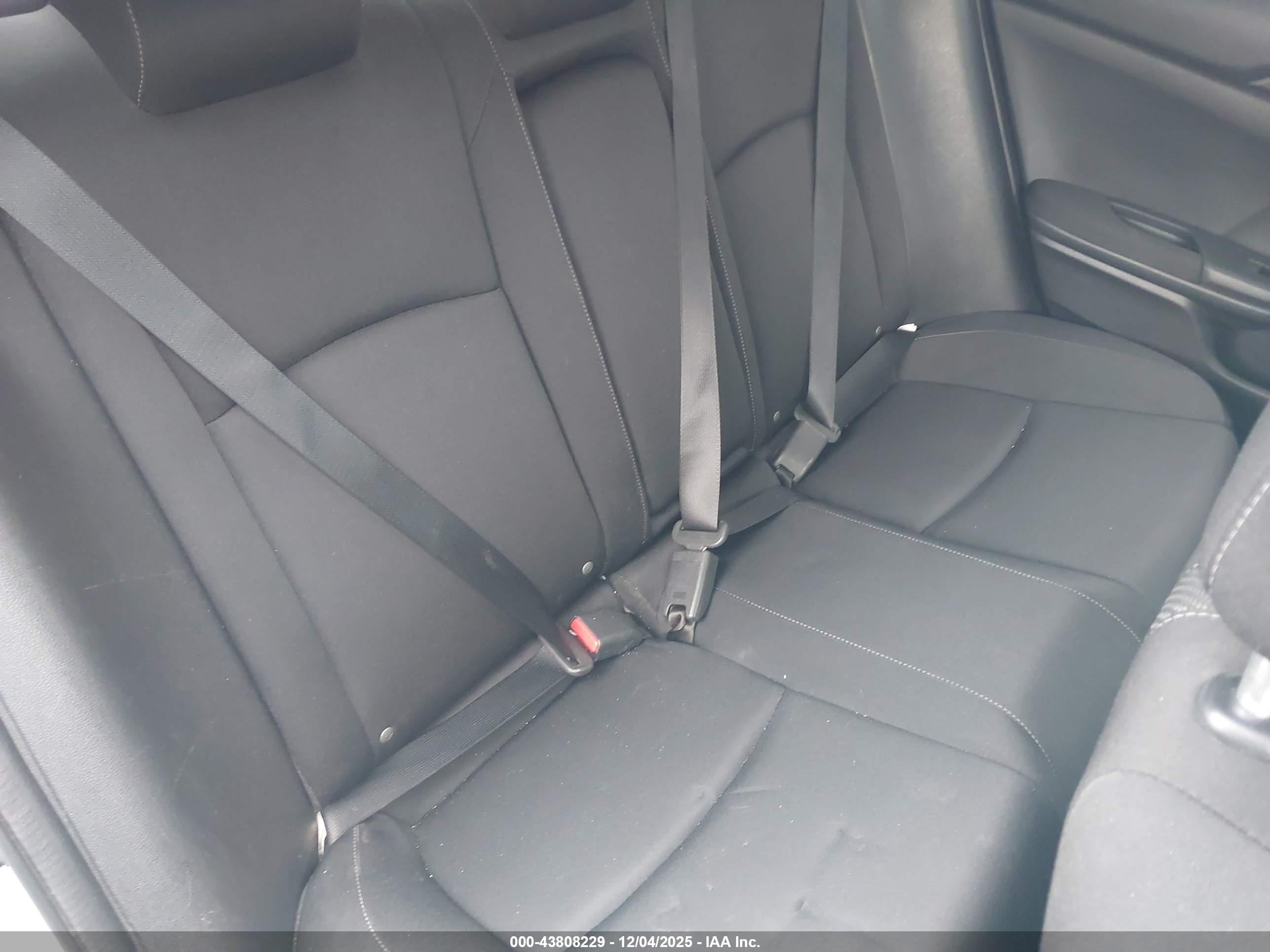 HONDA CIVIC image 8