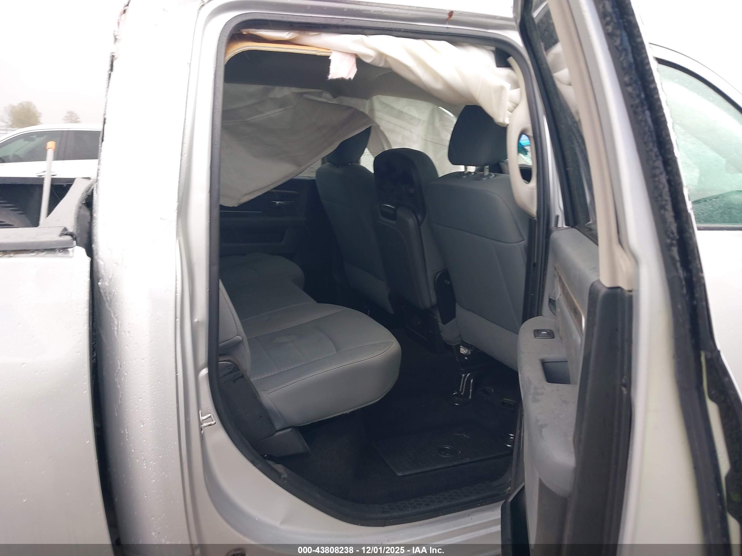 RAM 1500 image 8