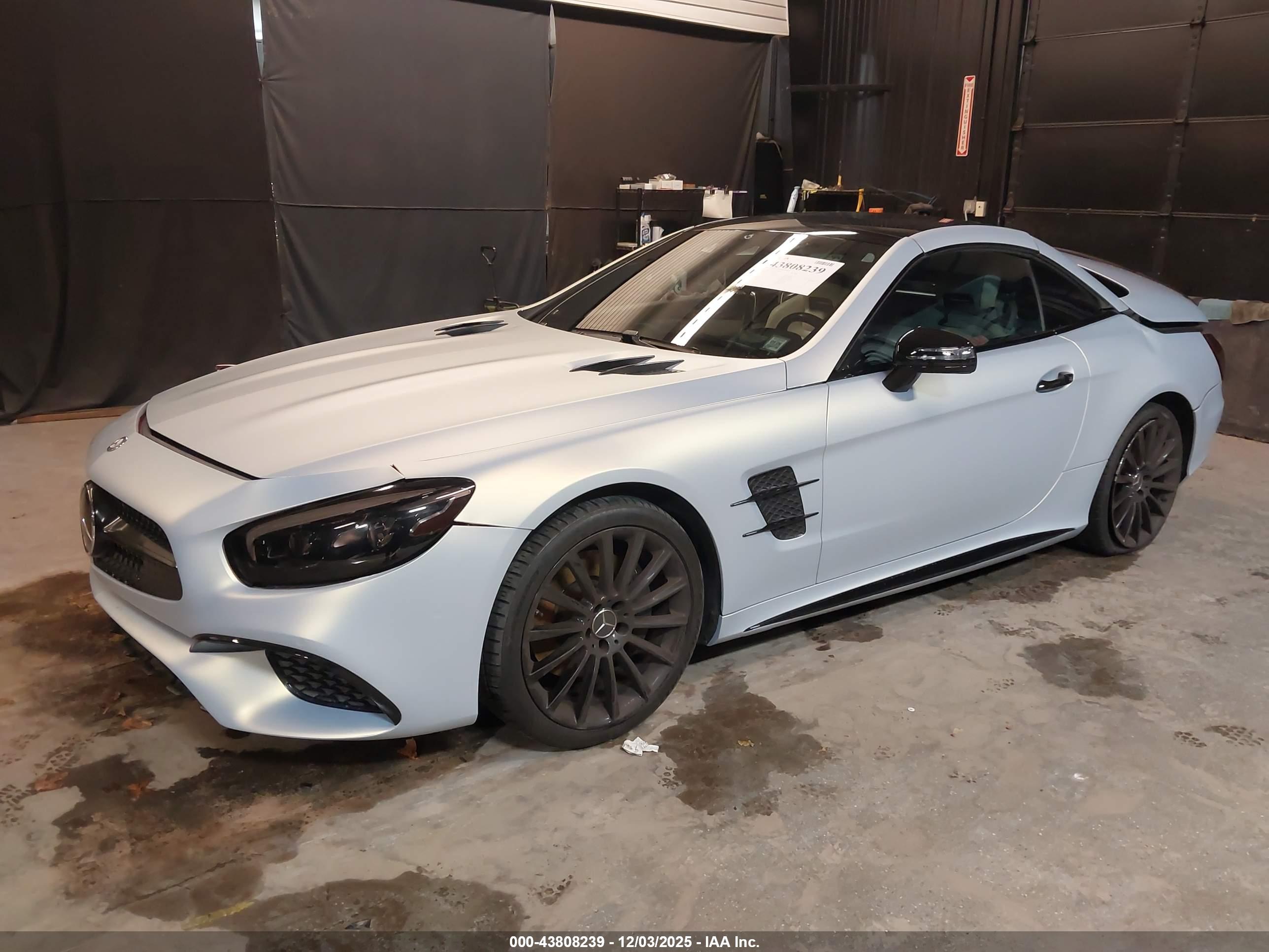 MERCEDES-BENZ SL image 2
