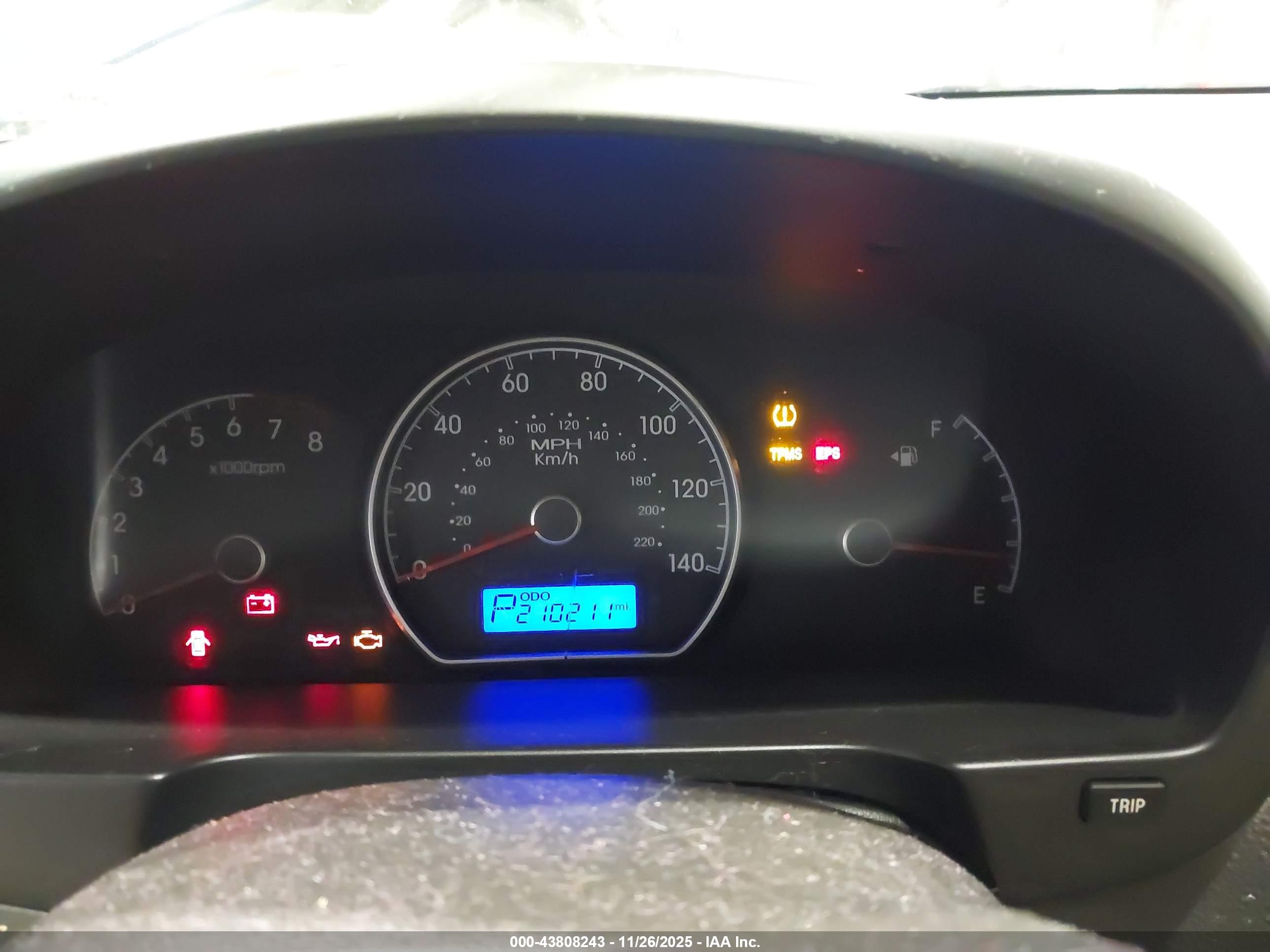 HYUNDAI ELANTRA image 7