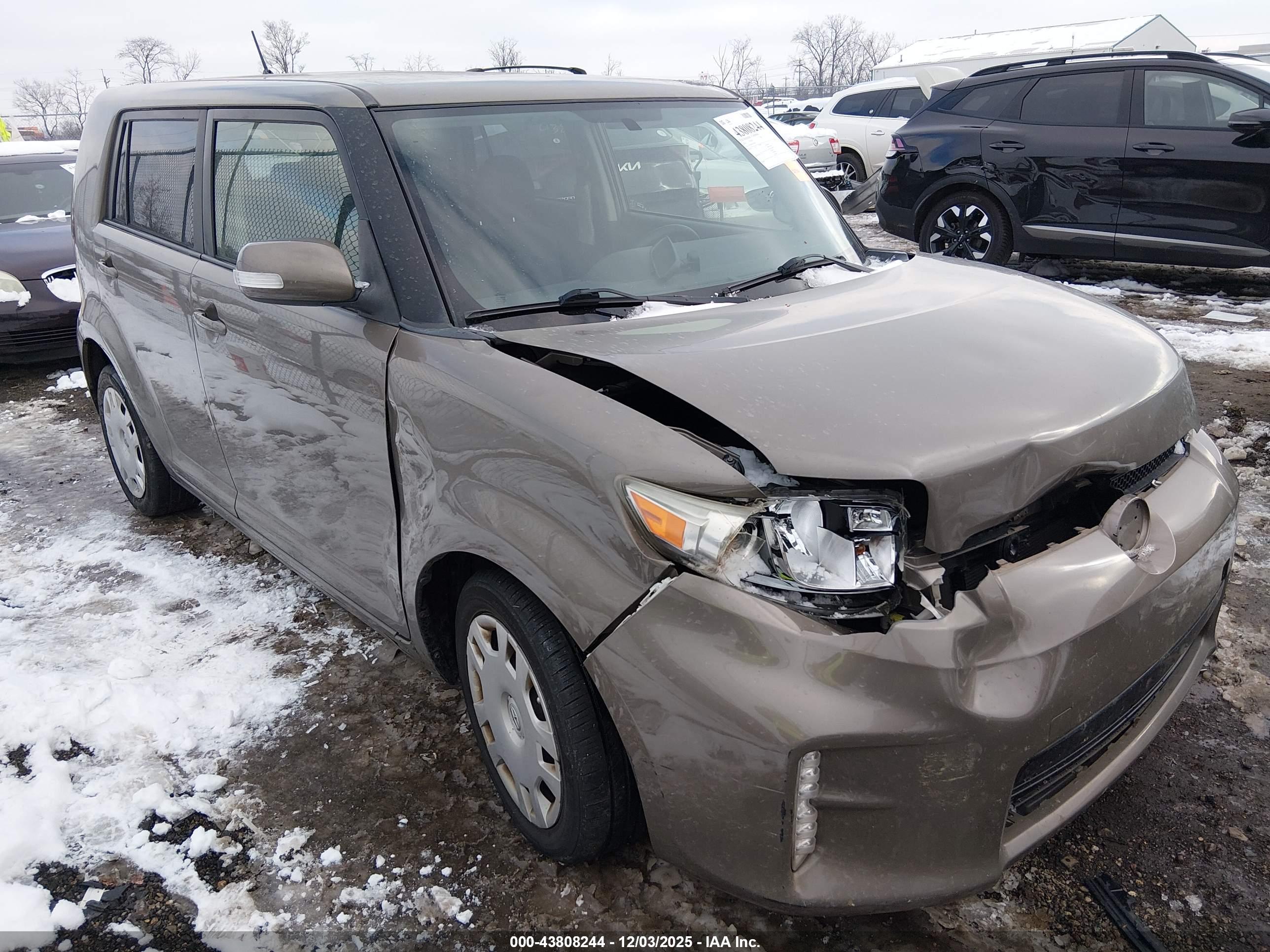 SCION XB image 6