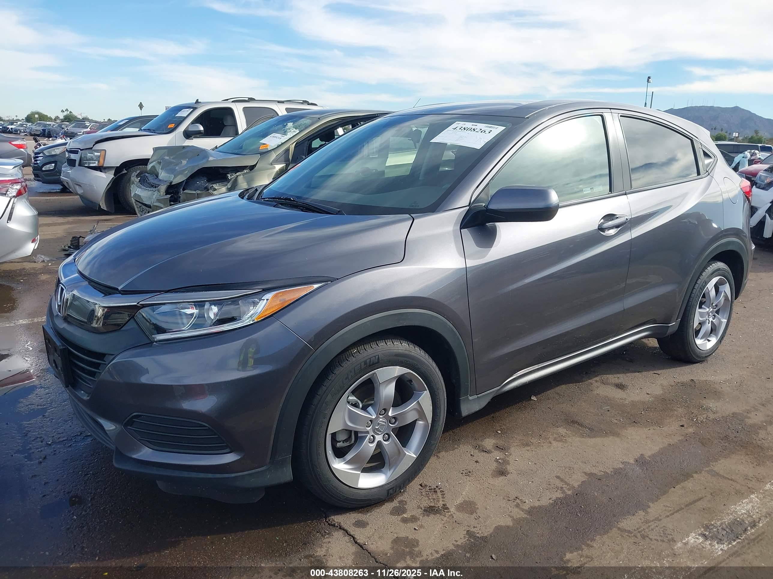 HONDA HR-V image 2