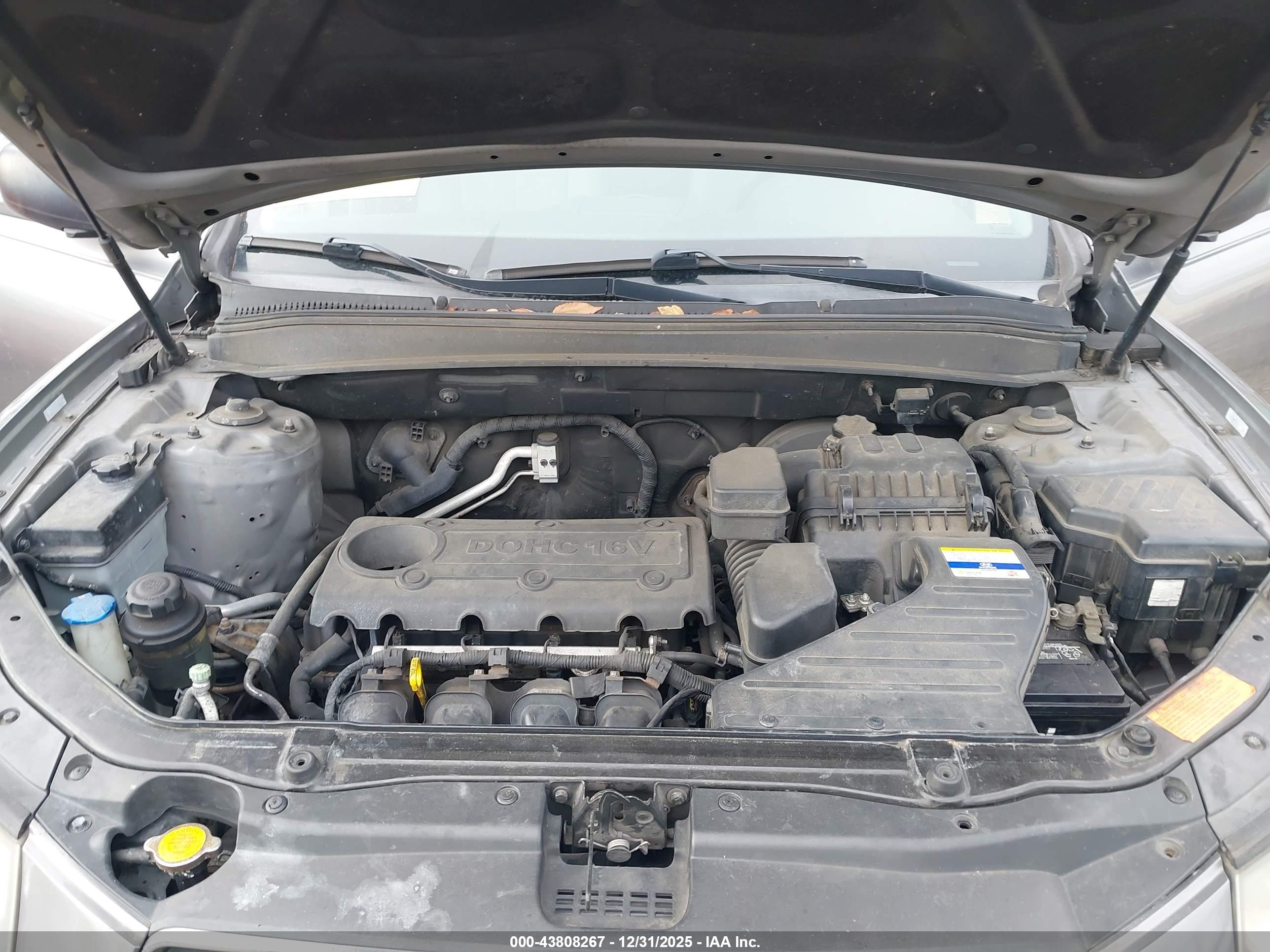 HYUNDAI SANTA image 10