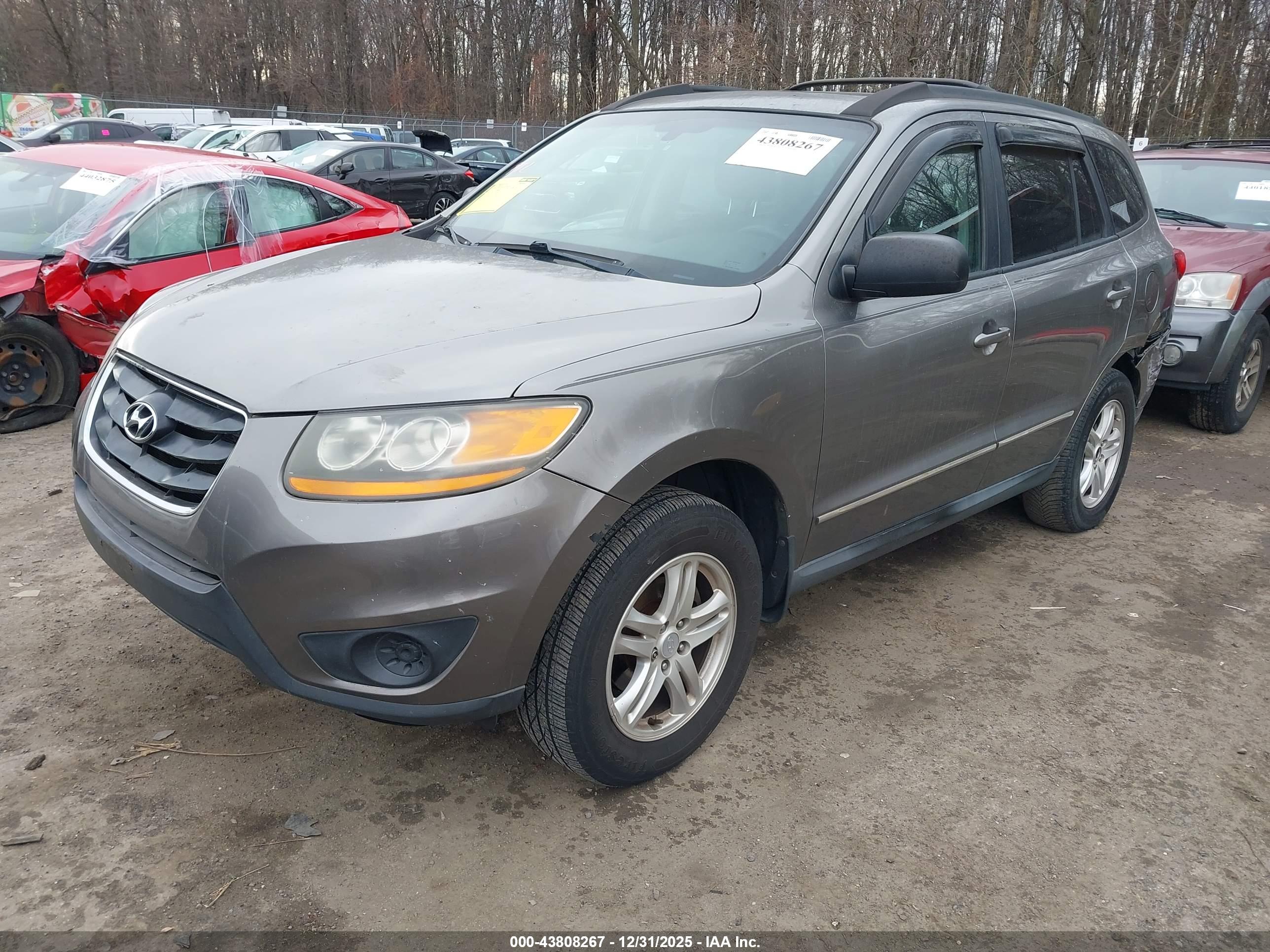 HYUNDAI SANTA image 2