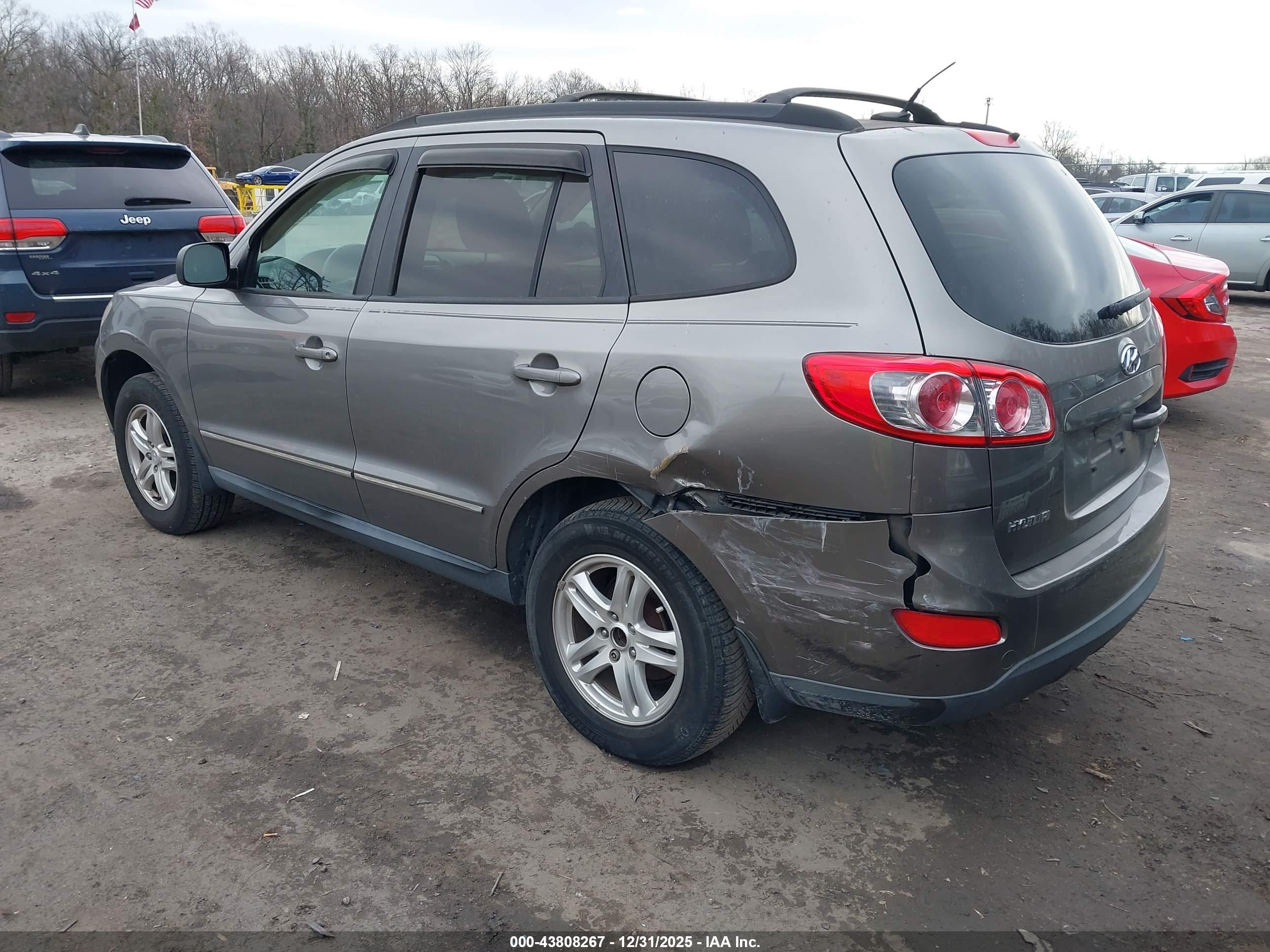 HYUNDAI SANTA image 3
