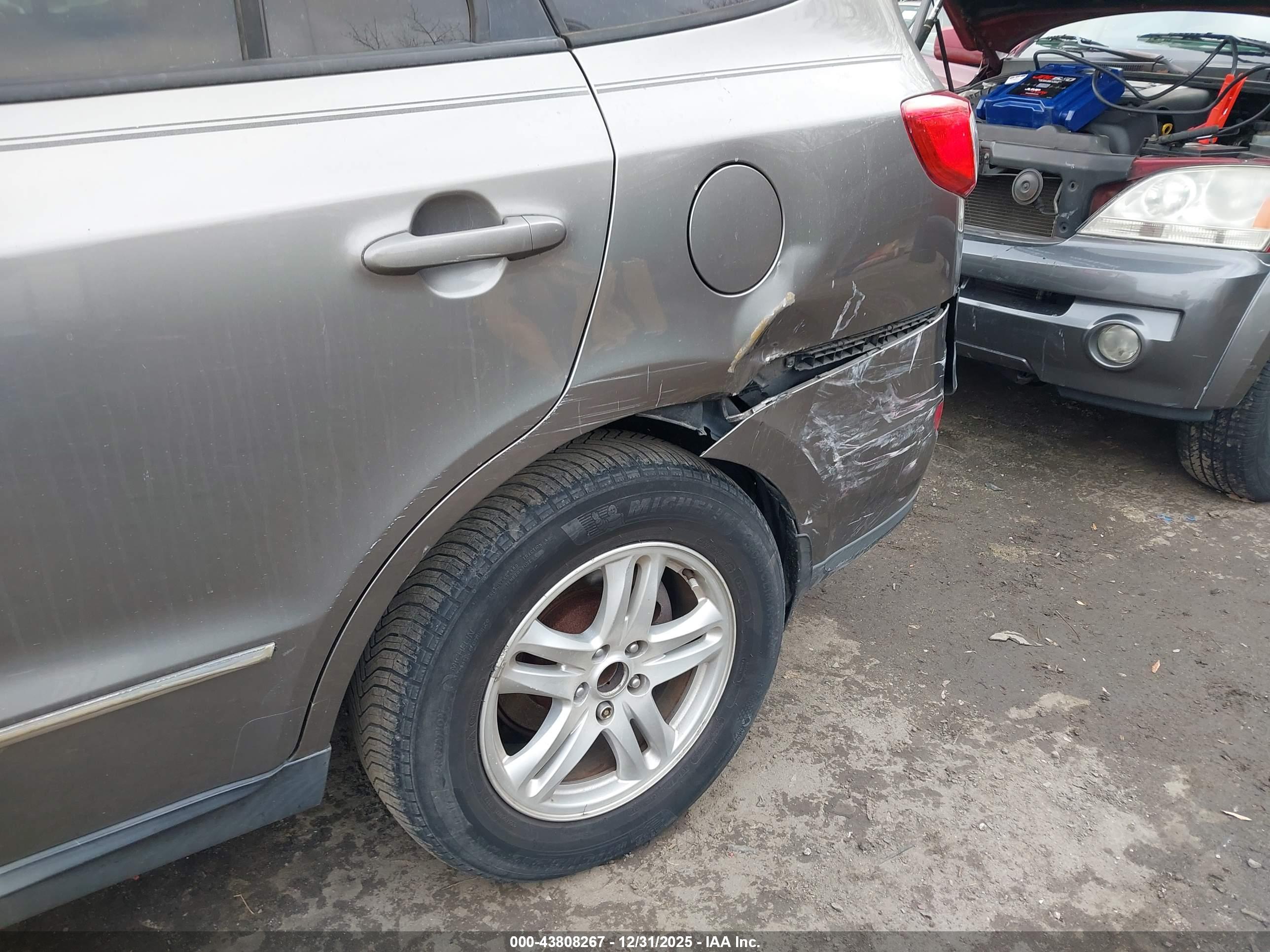 HYUNDAI SANTA image 6