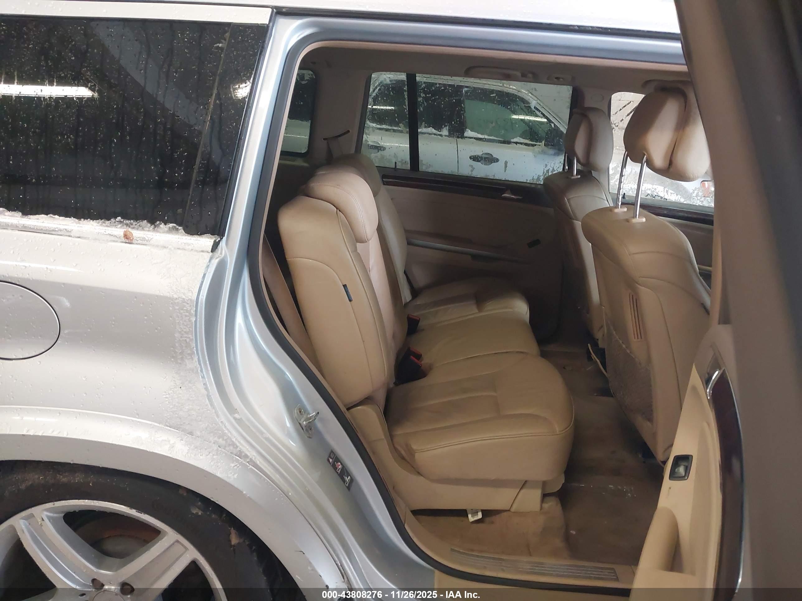 MERCEDES-BENZ GL image 8