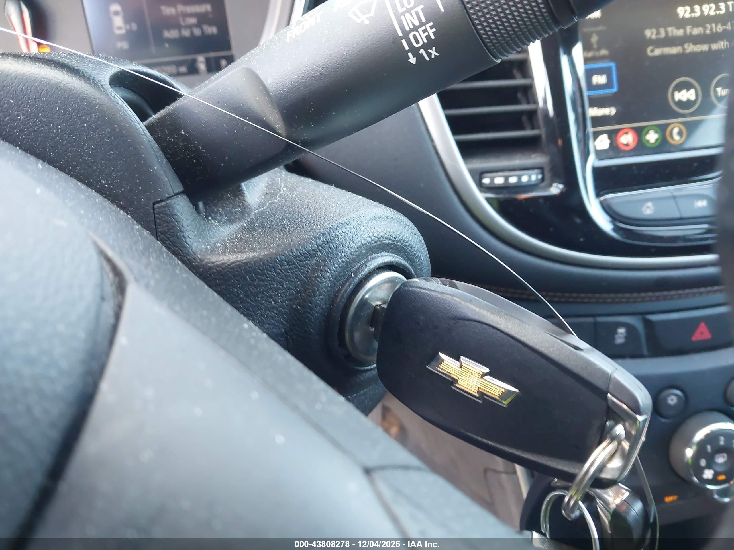 CHEVROLET TRAX image 11