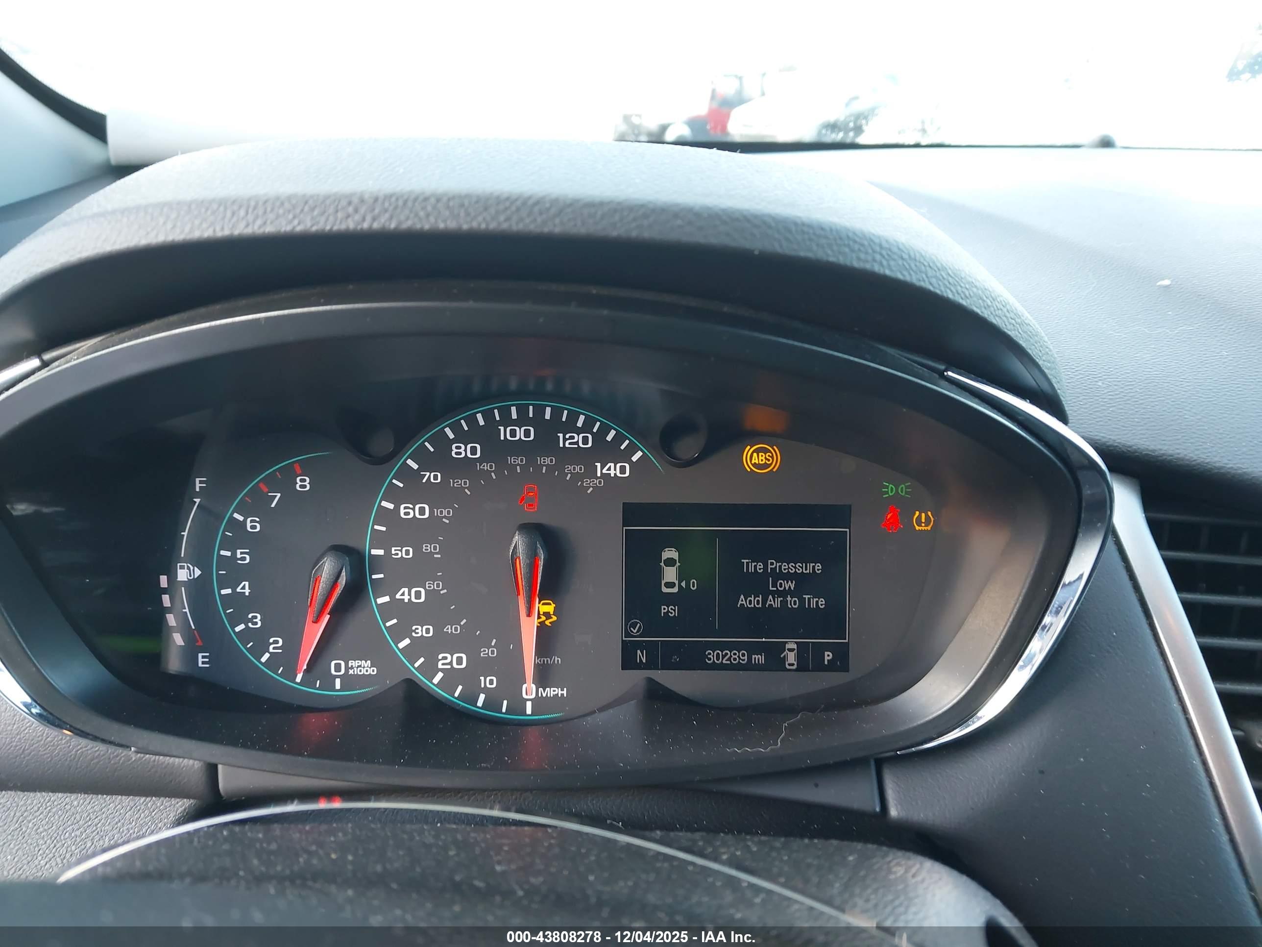 CHEVROLET TRAX image 7