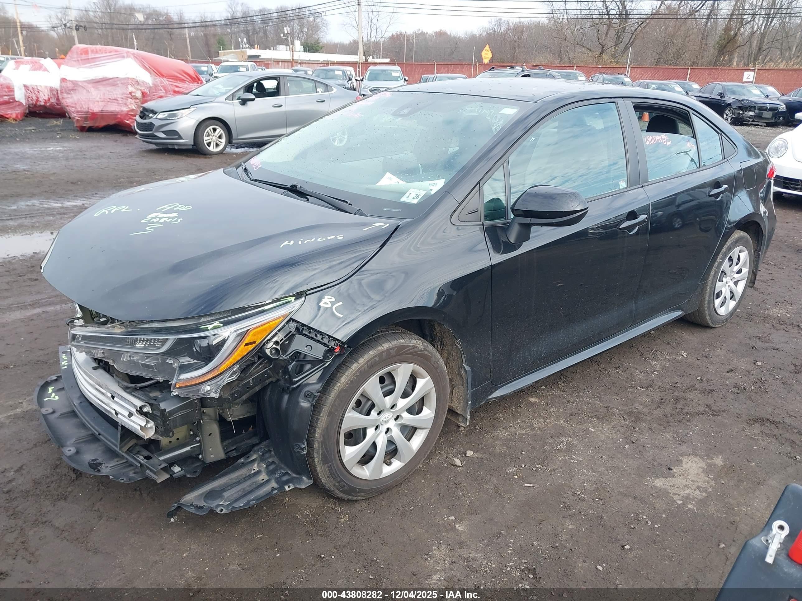TOYOTA COROLLA image 2