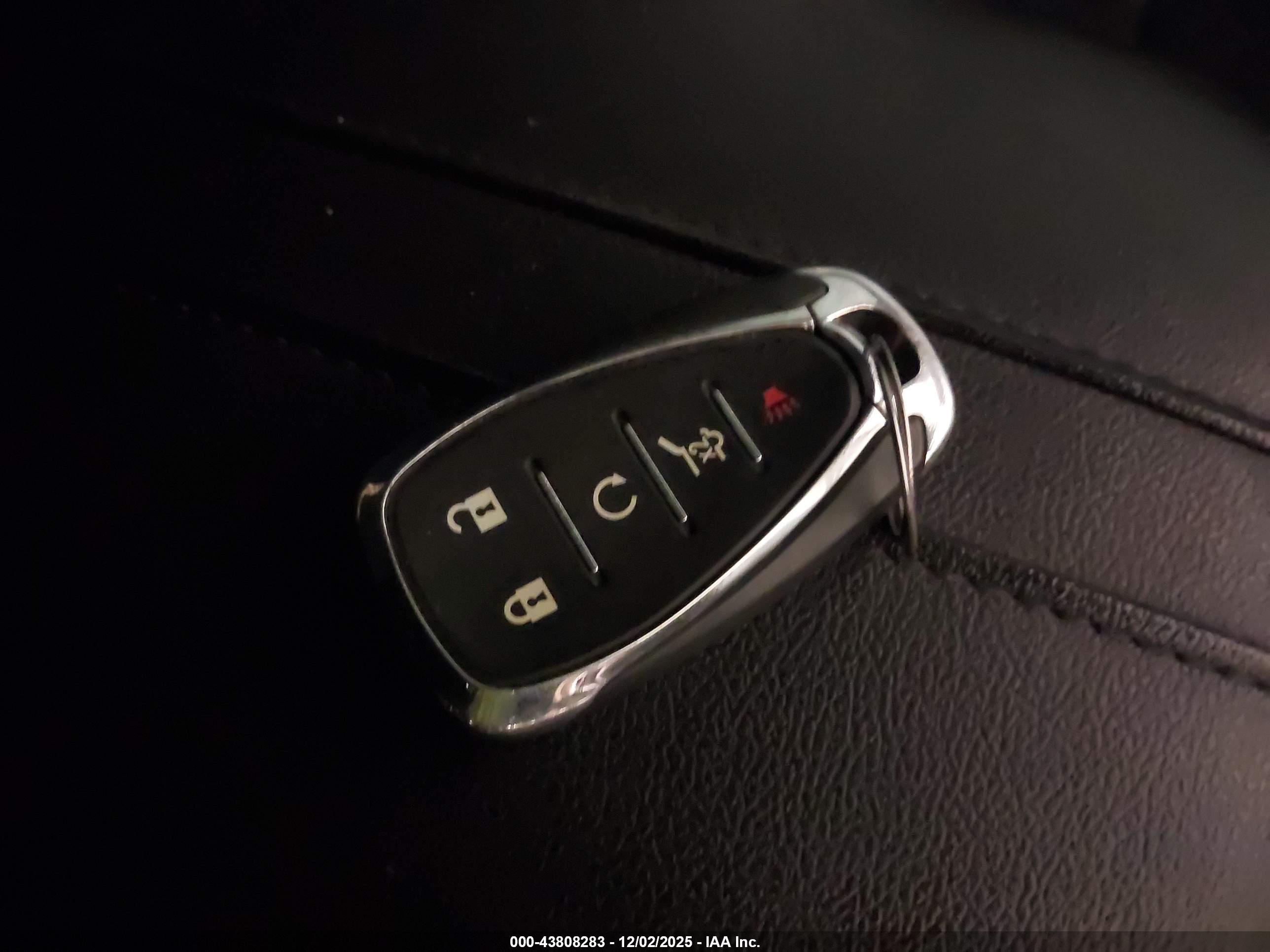 CHEVROLET BLAZER image 11