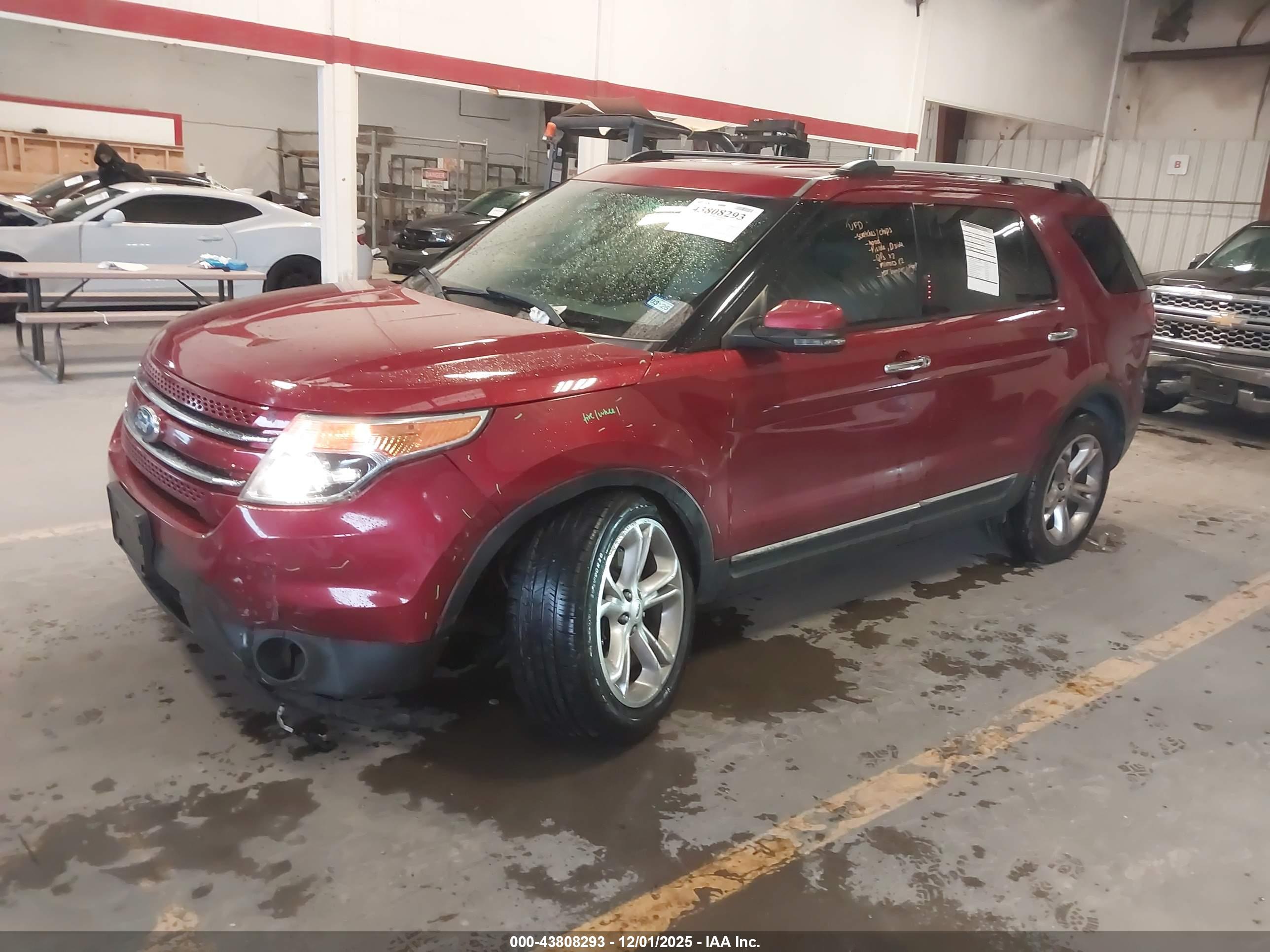 FORD EXPLORER image 2