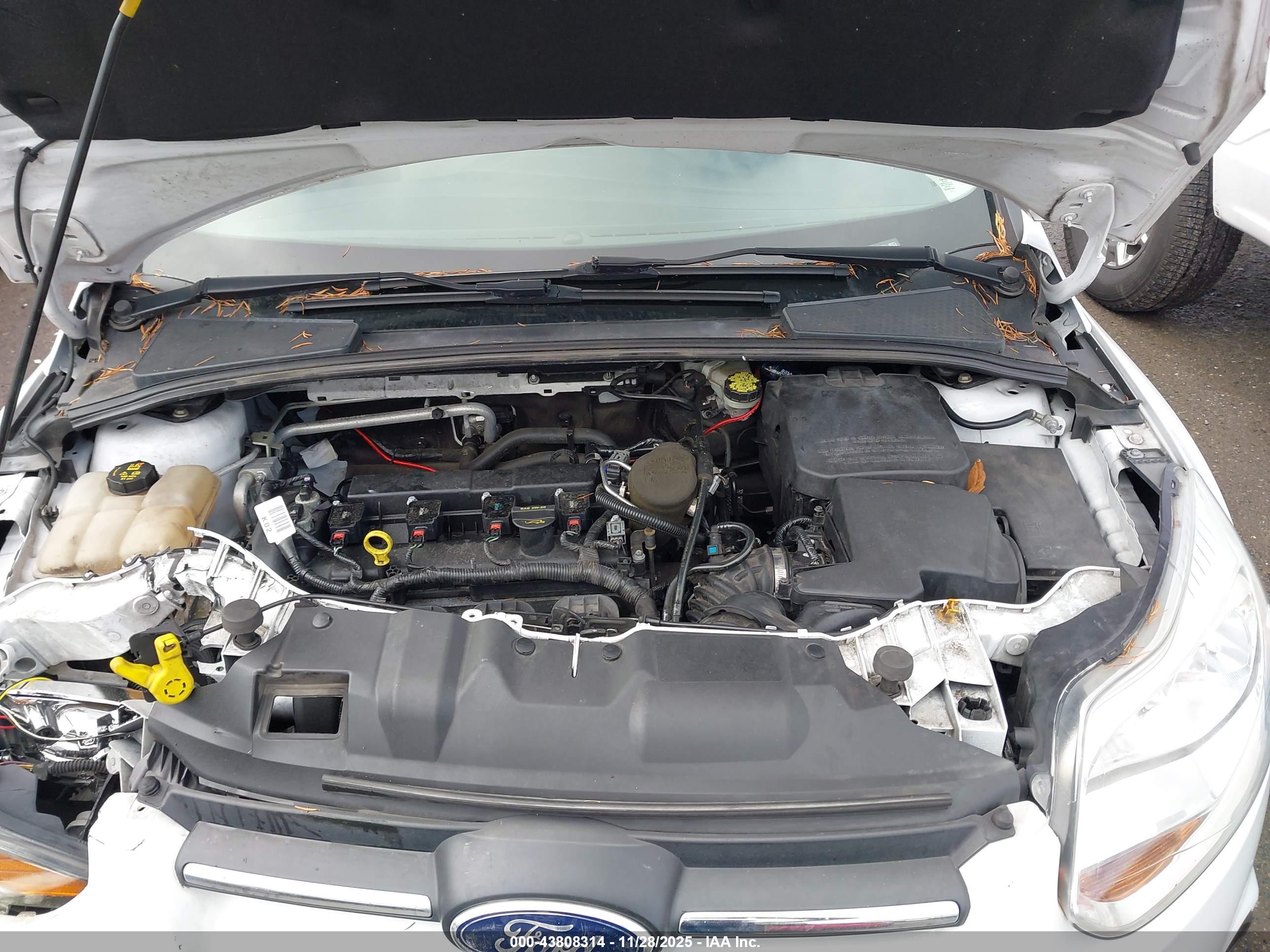 FORD FOCUS image 10