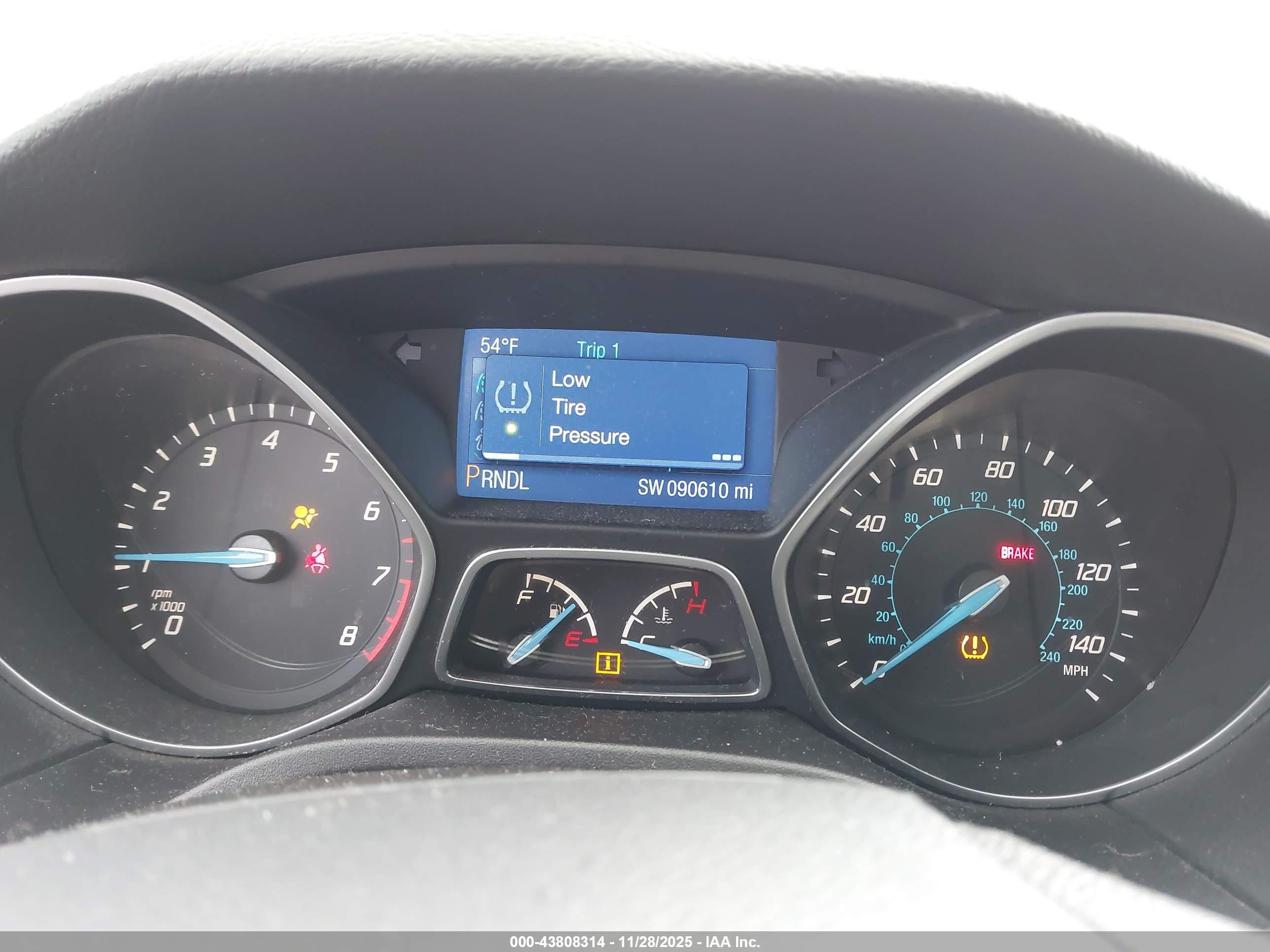 FORD FOCUS image 7