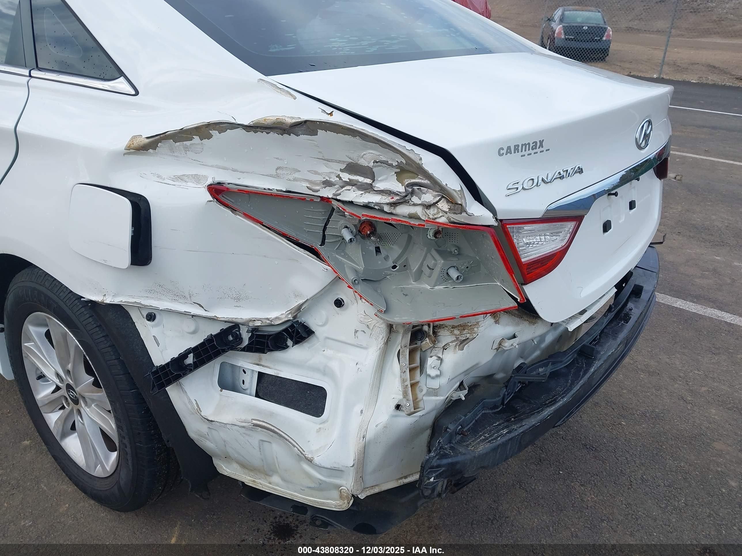 HYUNDAI SONATA image 6