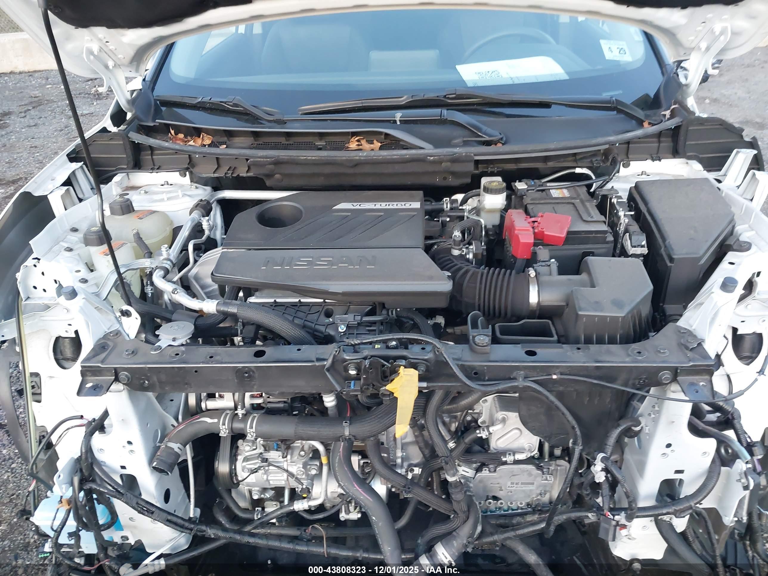 NISSAN ROGUE image 10