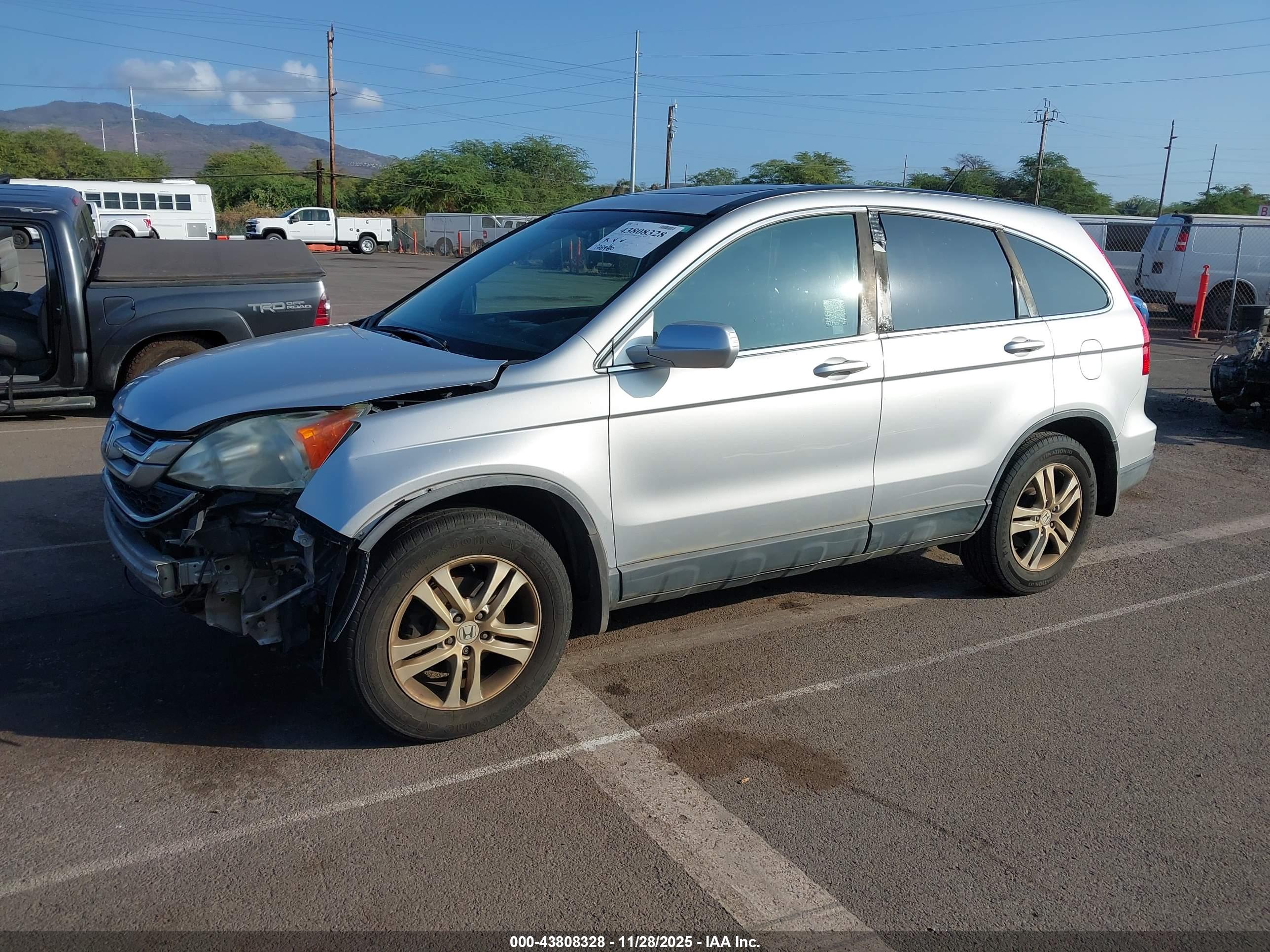 HONDA CR-V image 2