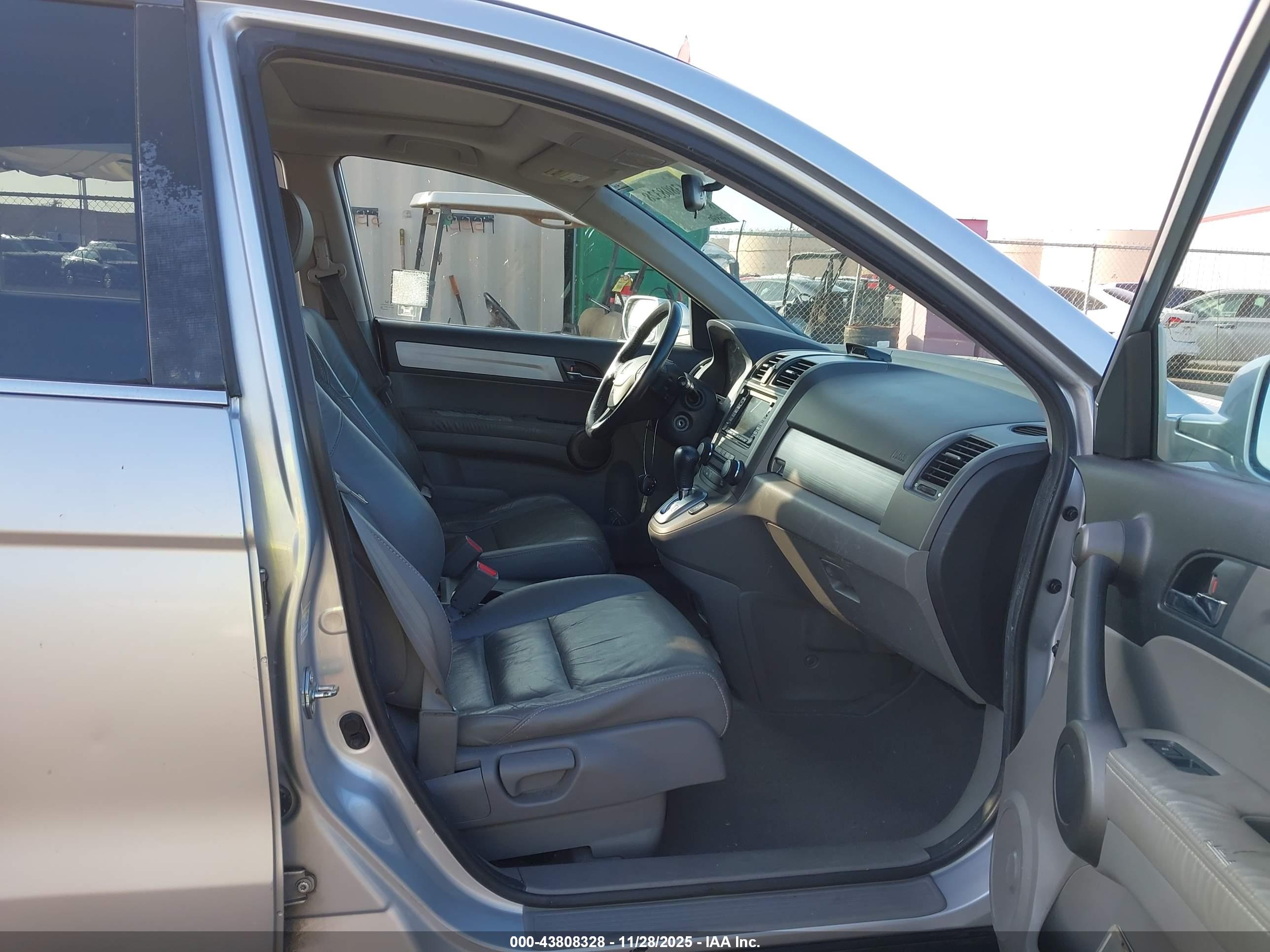 HONDA CR-V image 5