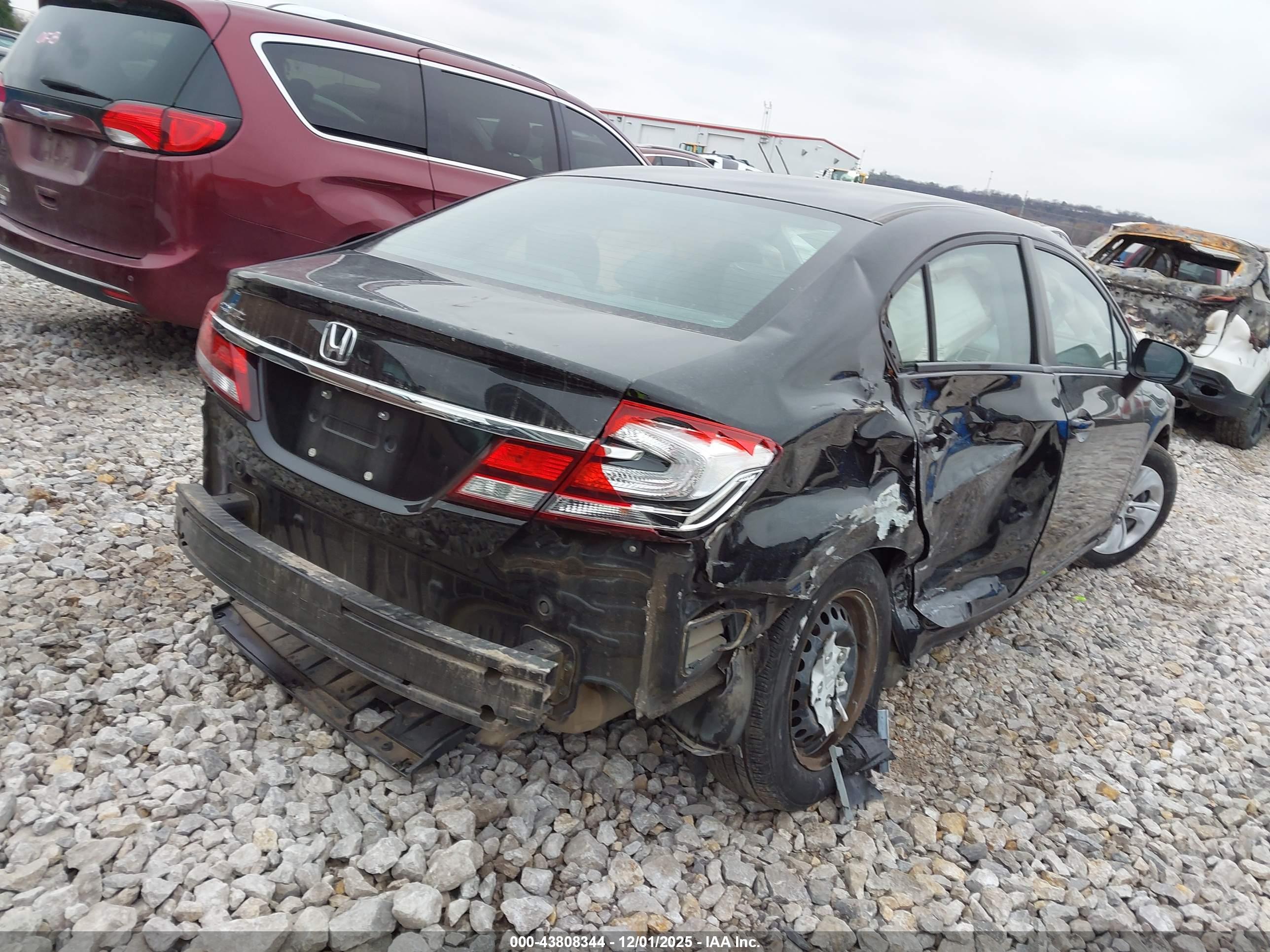 HONDA CIVIC image 4