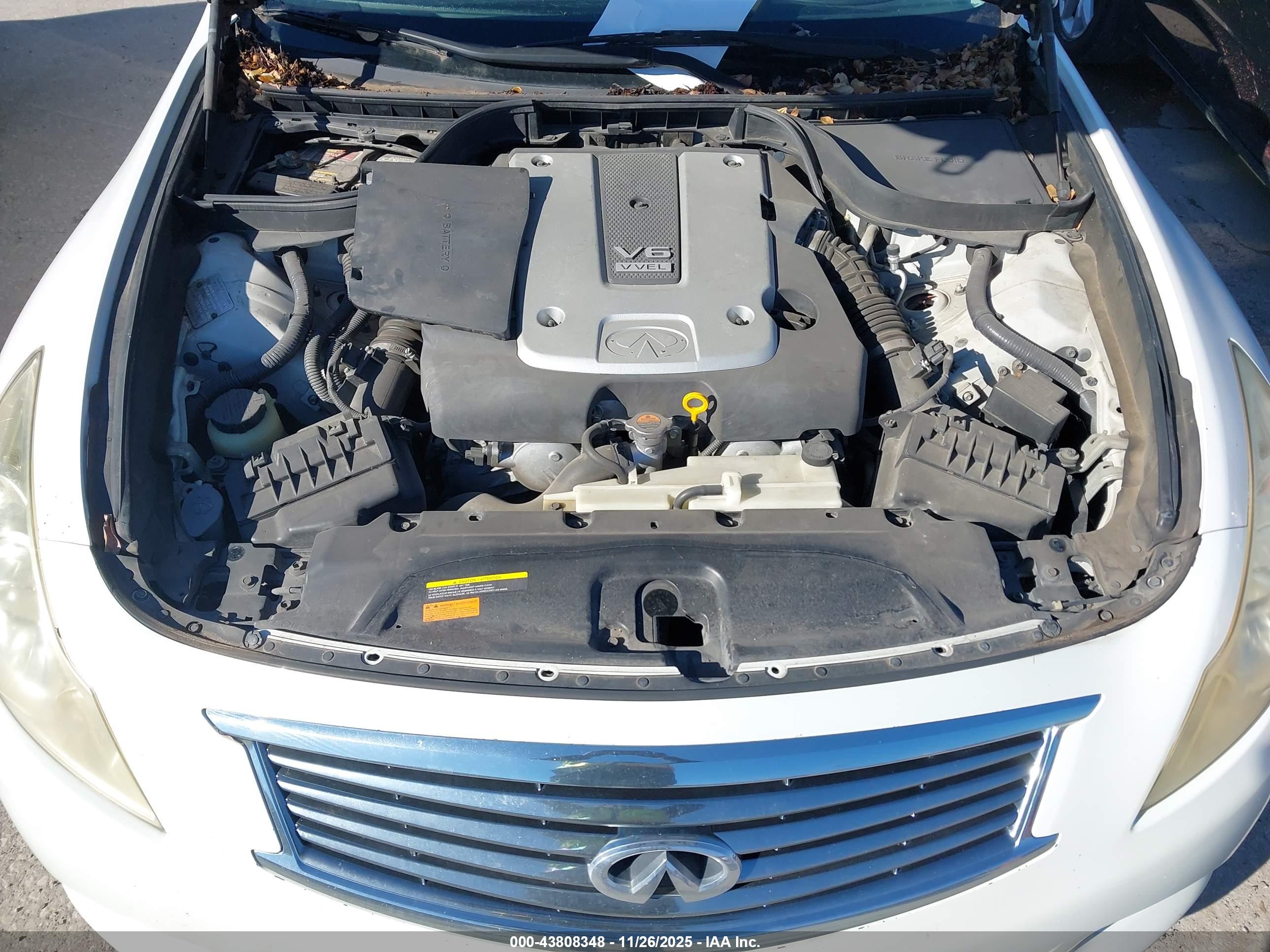 INFINITI G37 image 10