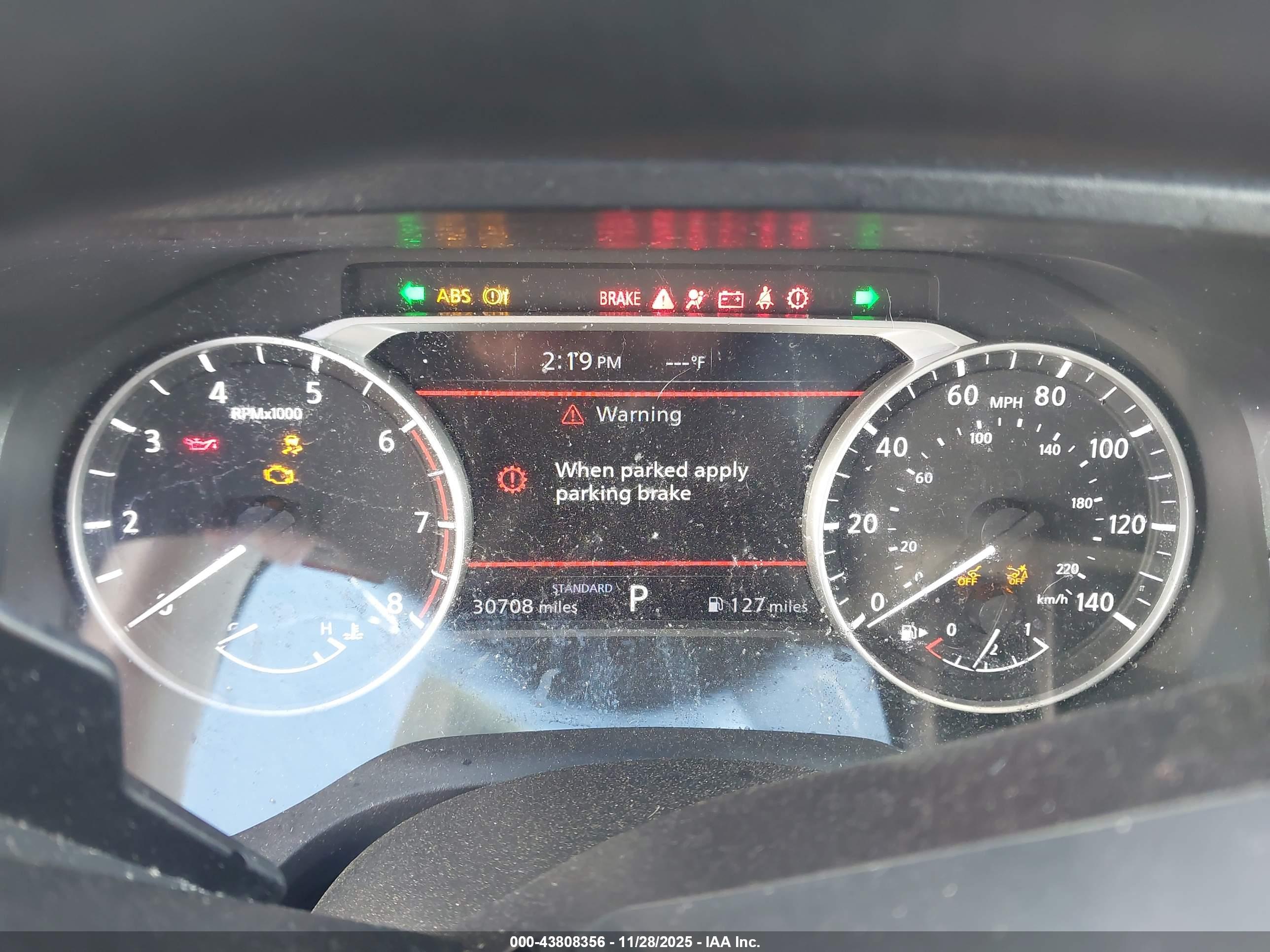 NISSAN ROGUE image 7