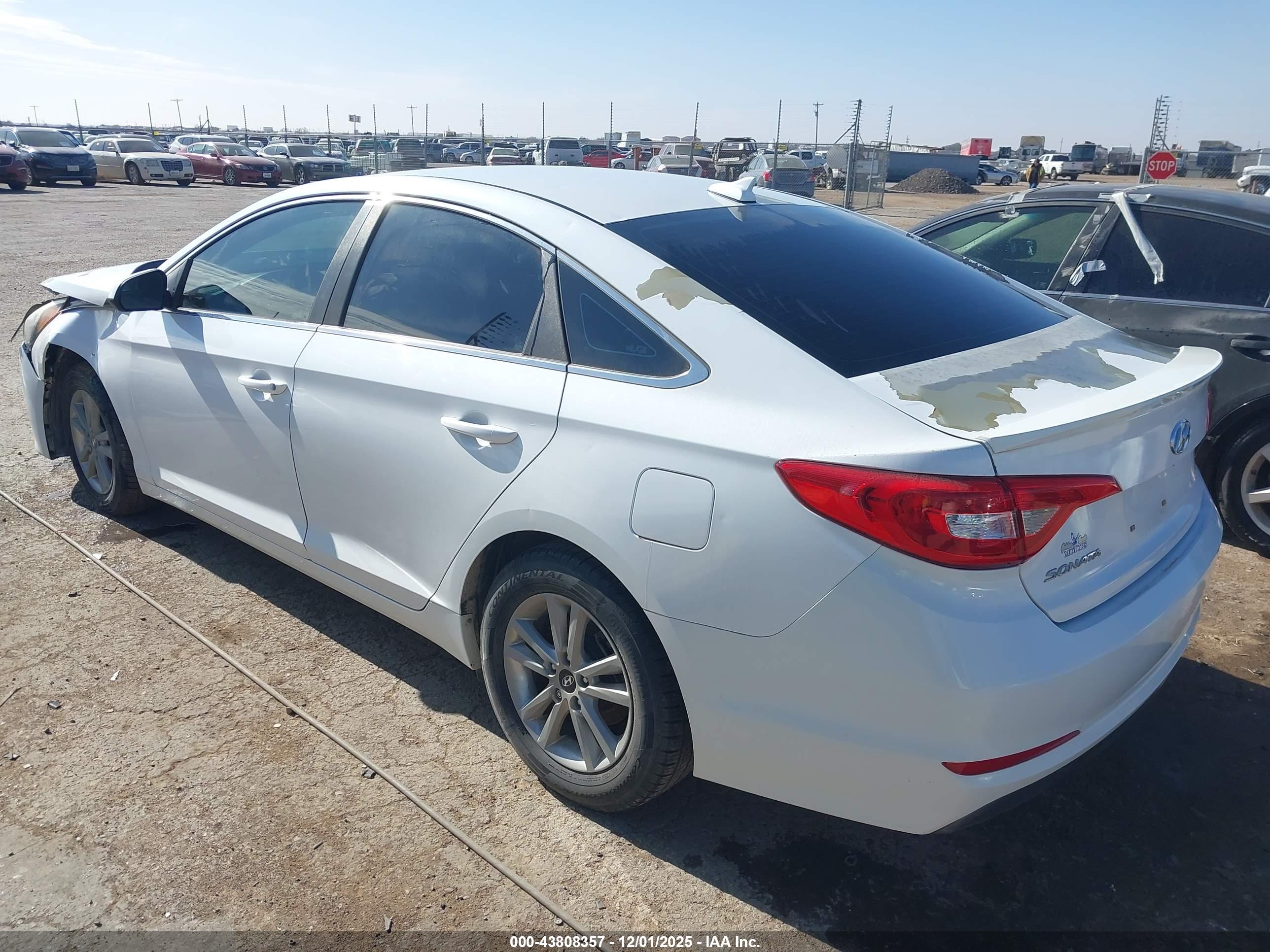 HYUNDAI SONATA image 3