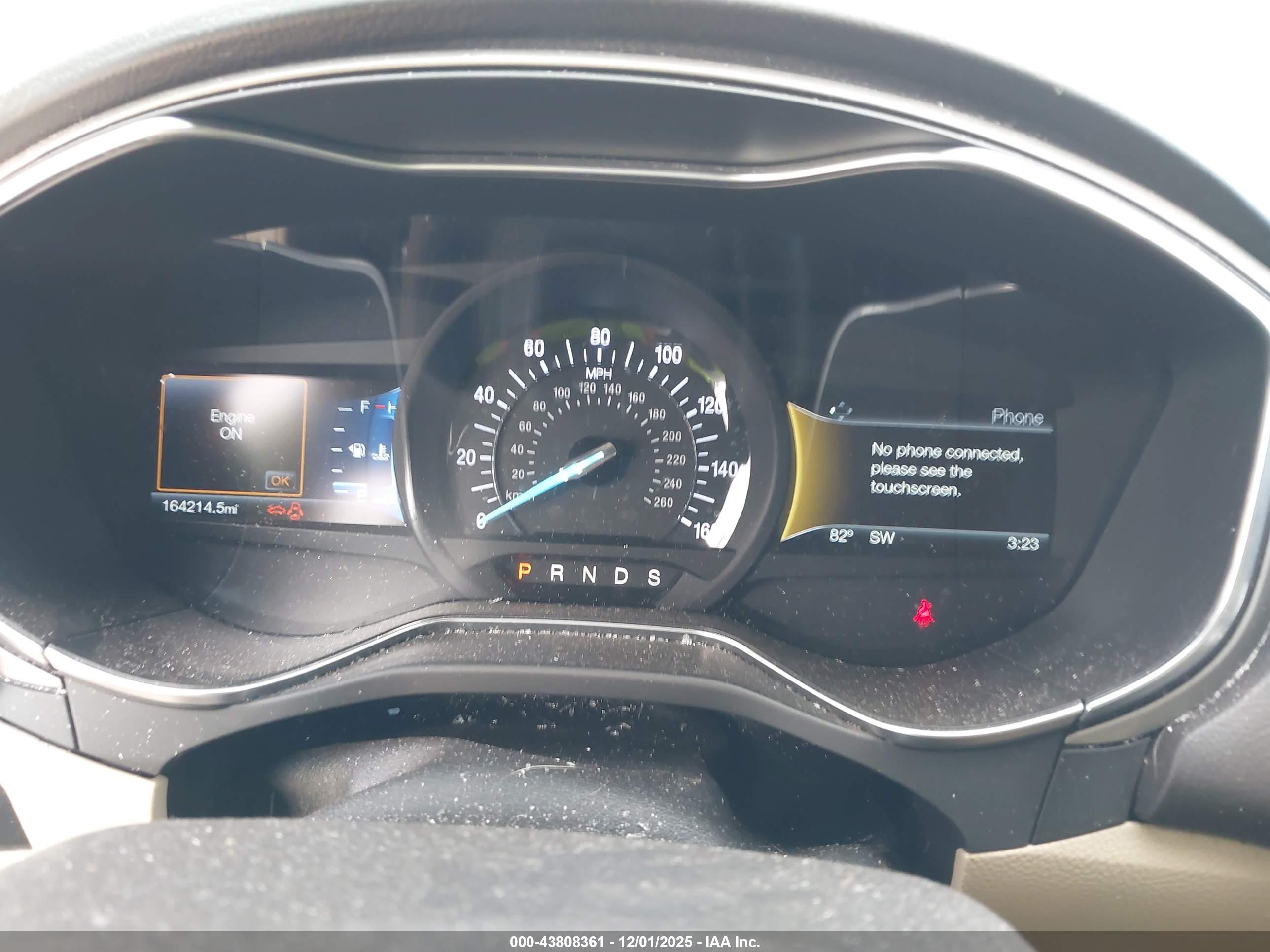FORD FUSION image 7