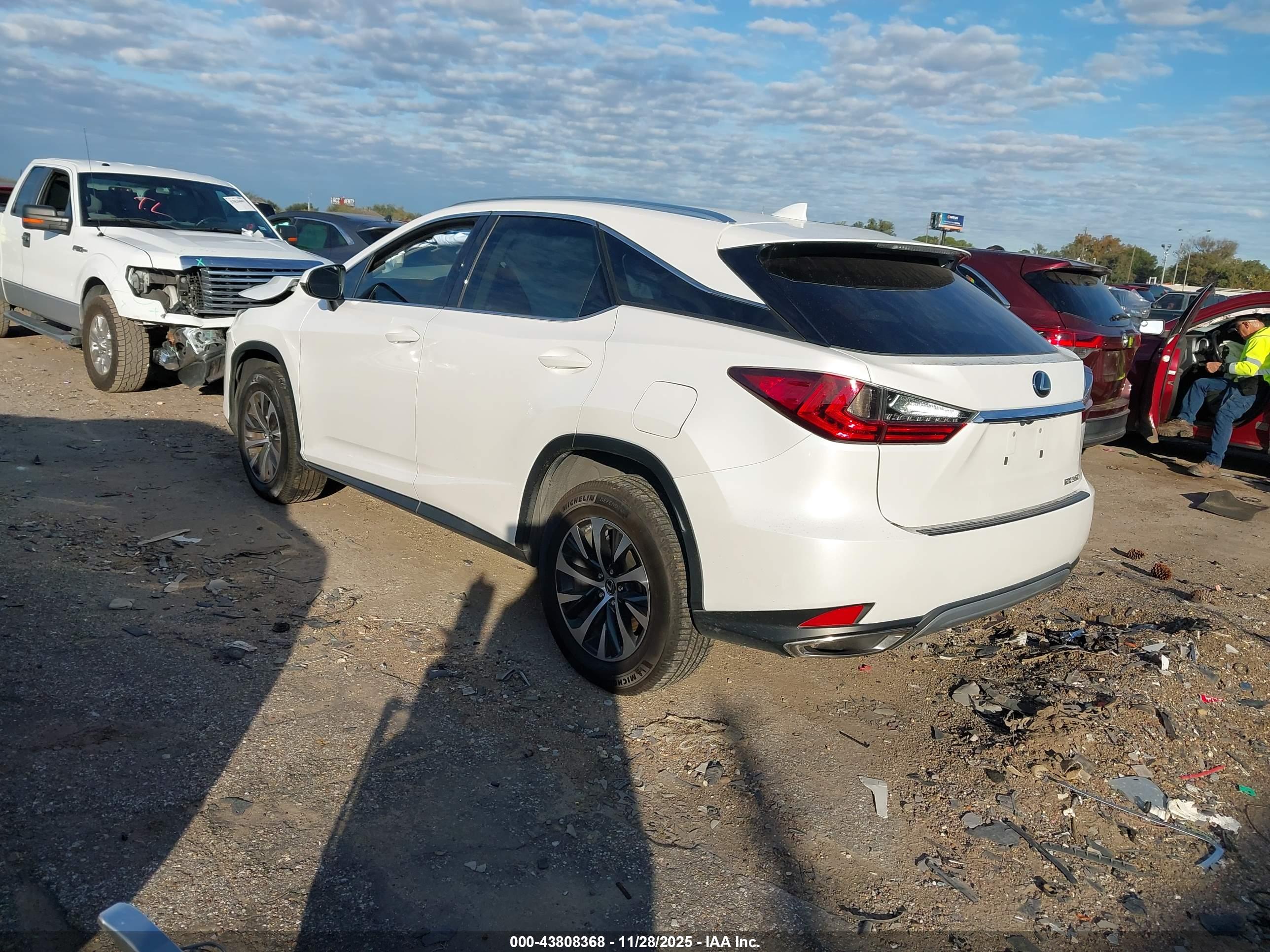 LEXUS RX image 3
