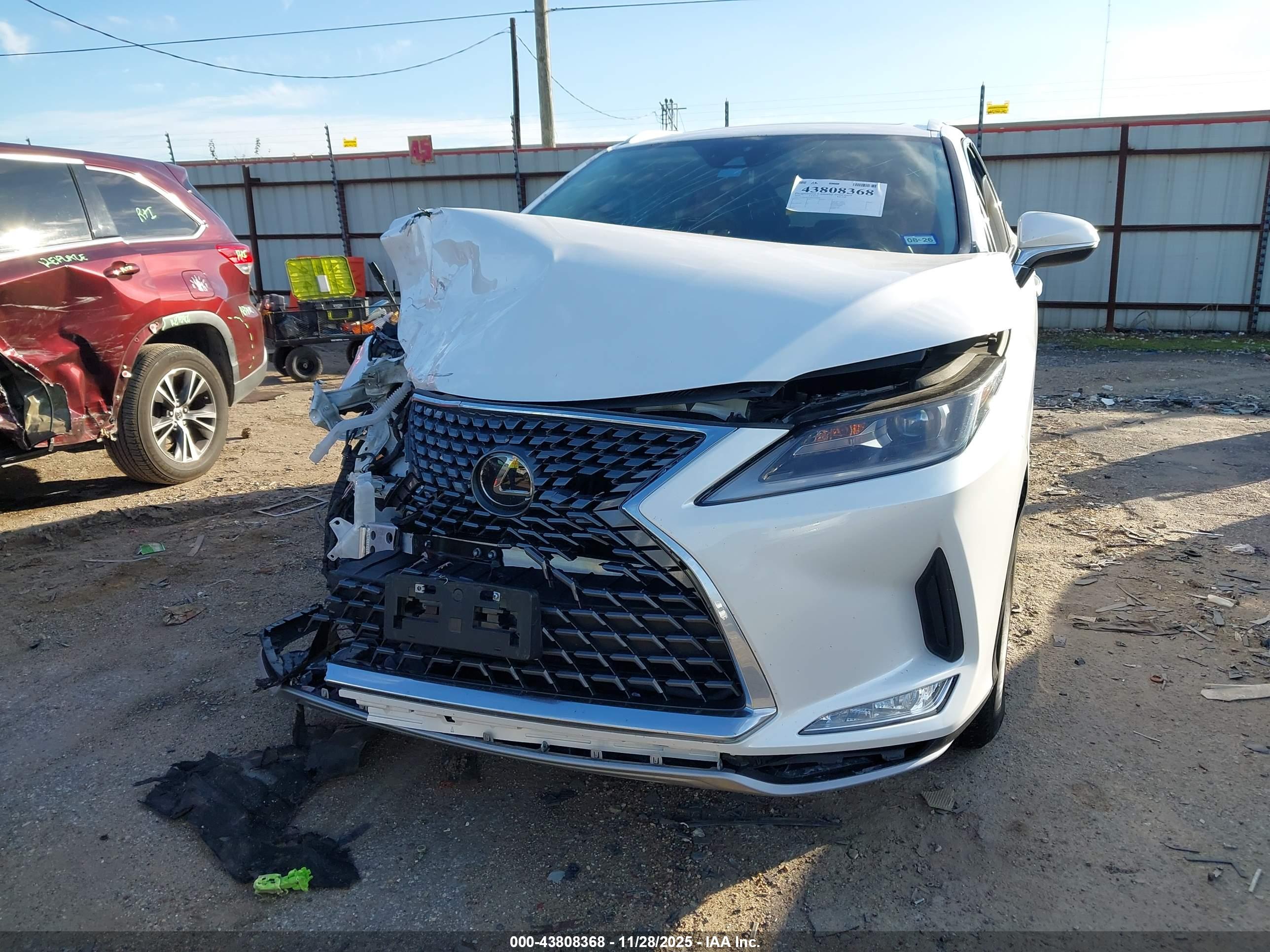 LEXUS RX image 6