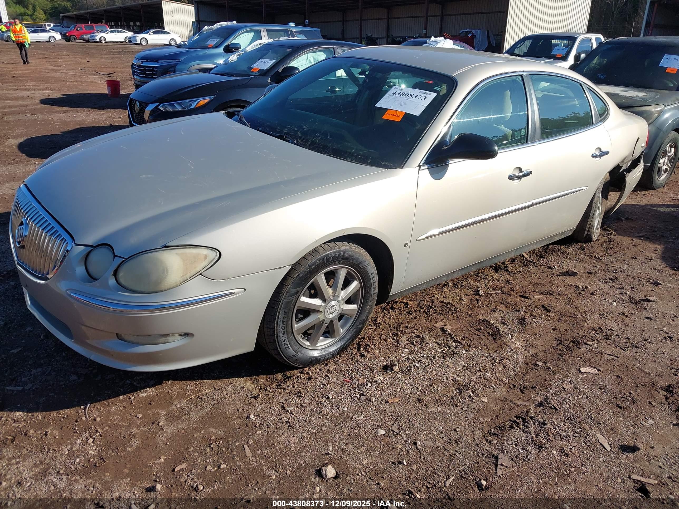BUICK LACROSSE image 2