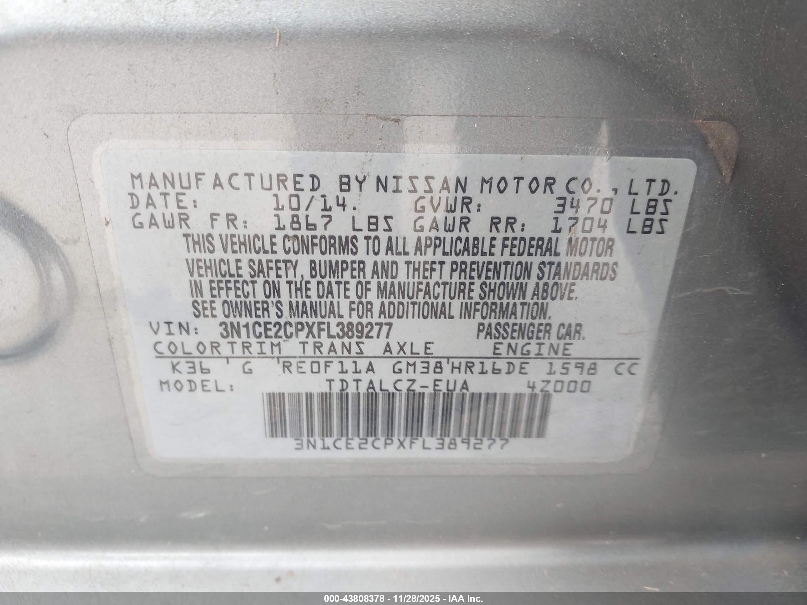 NISSAN VERSA image 9