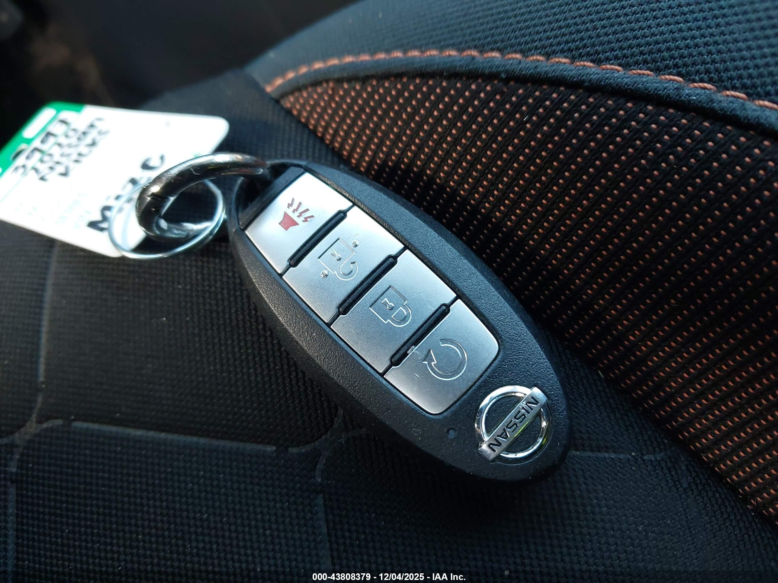 NISSAN KICKS image 11