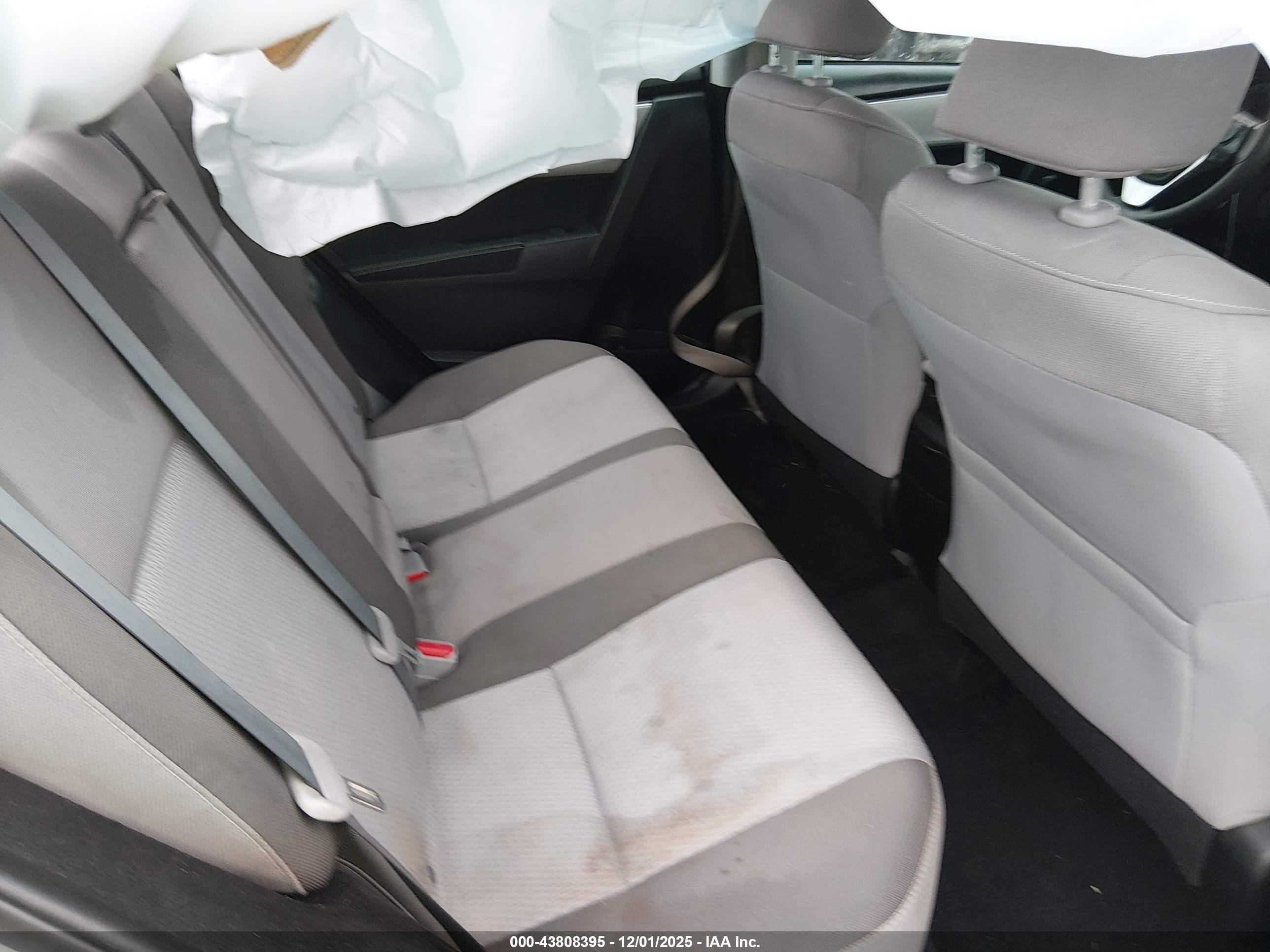 TOYOTA COROLLA image 8