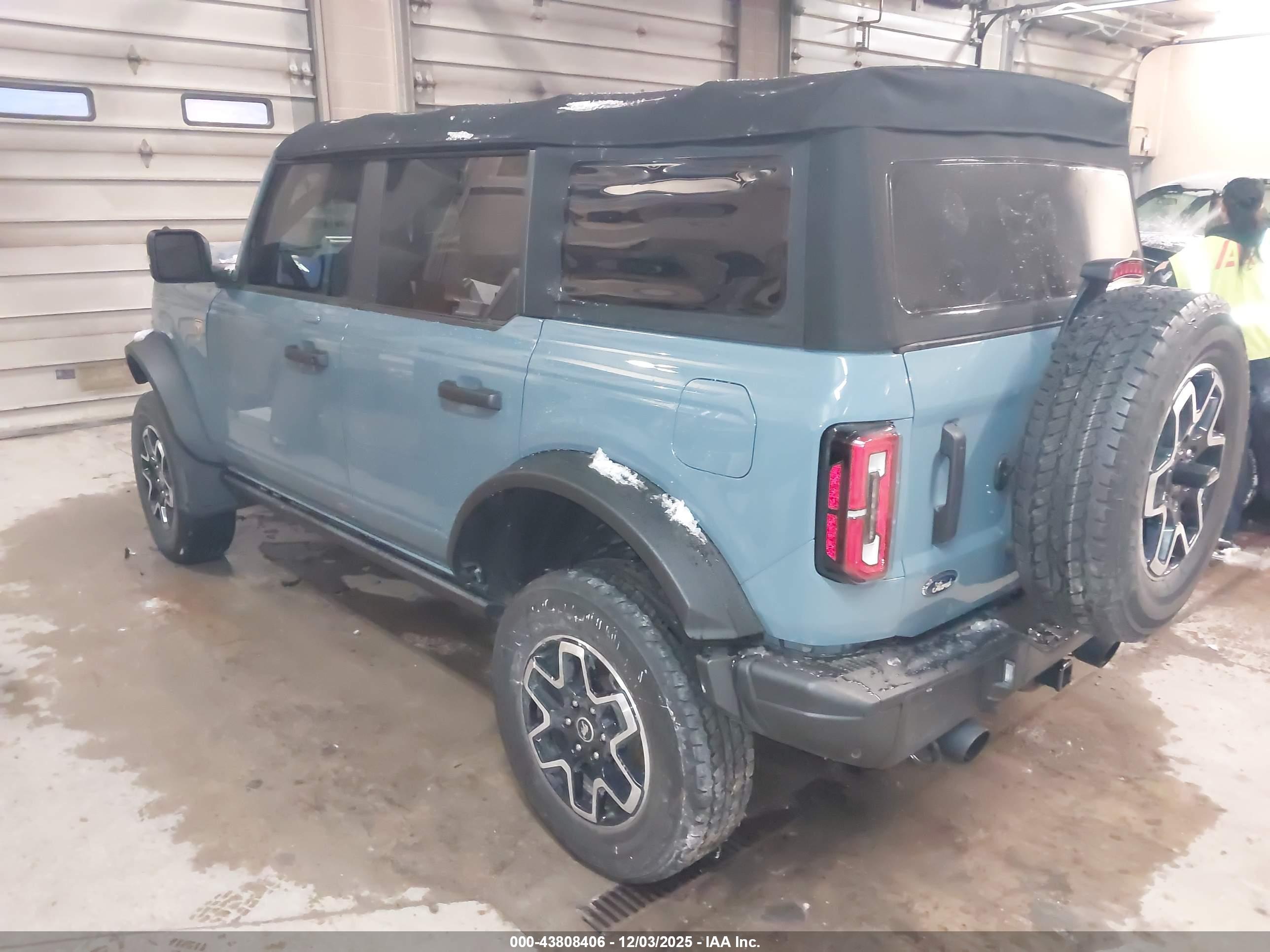 FORD BRONCO image 3