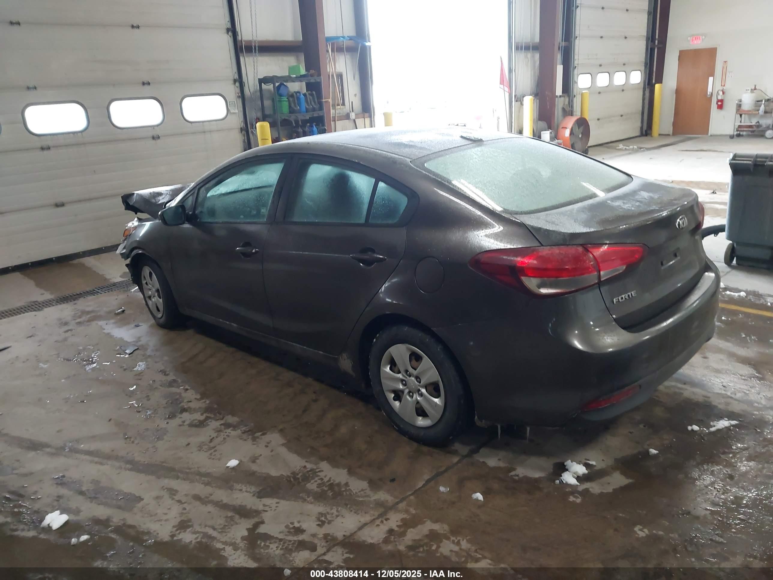 KIA FORTE image 3
