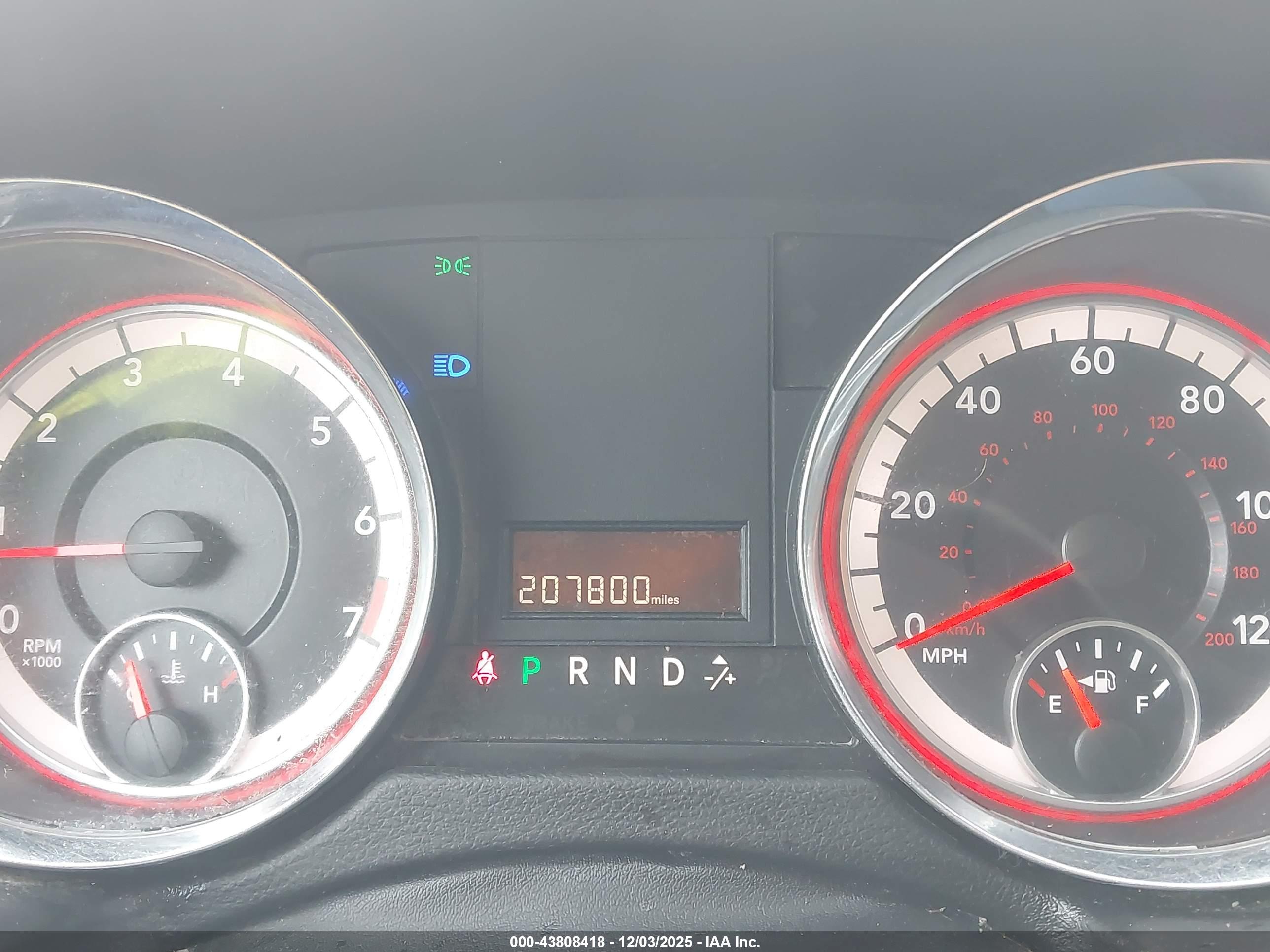 DODGE GRAND image 7