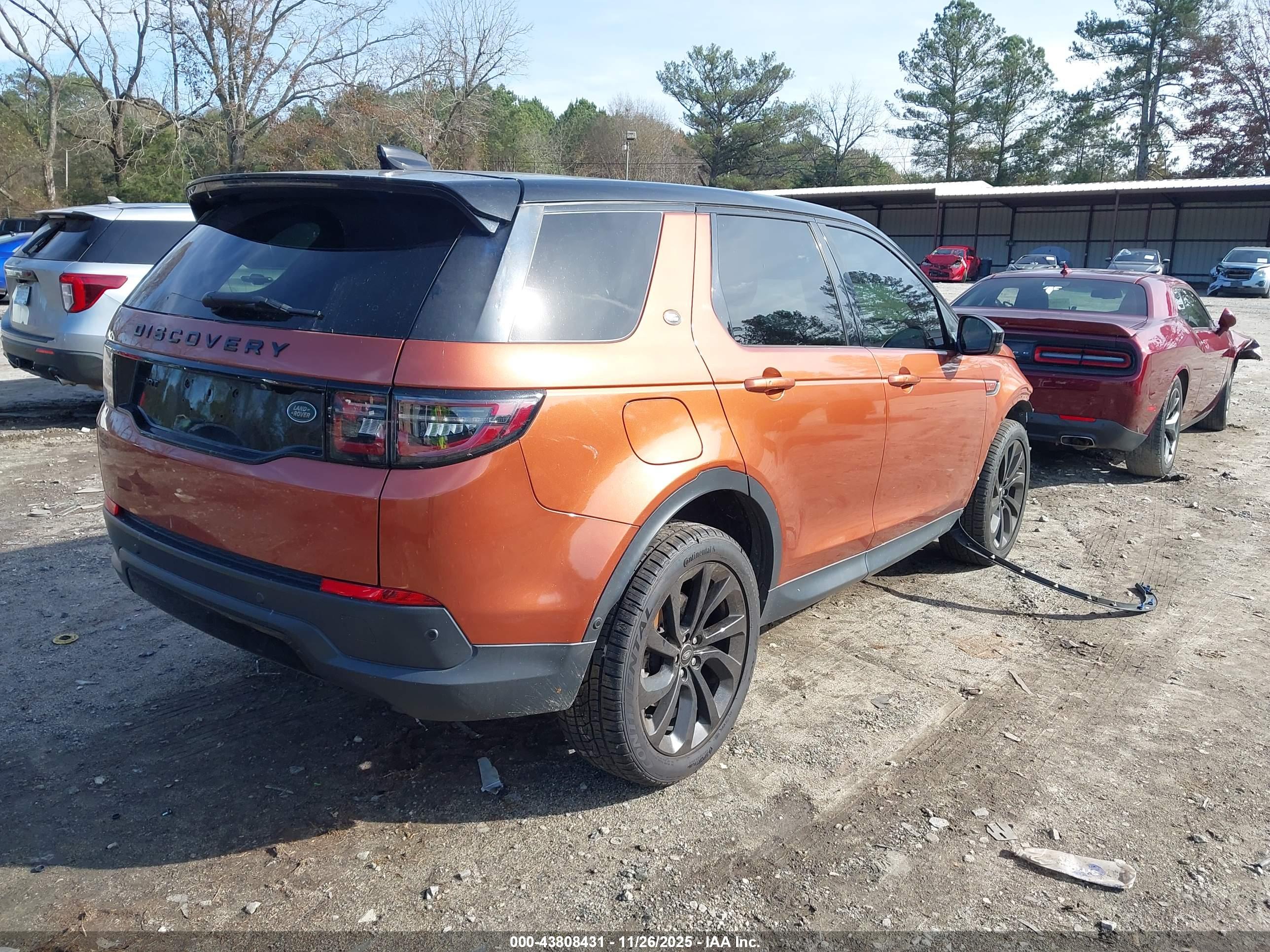 LAND ROVER image 4