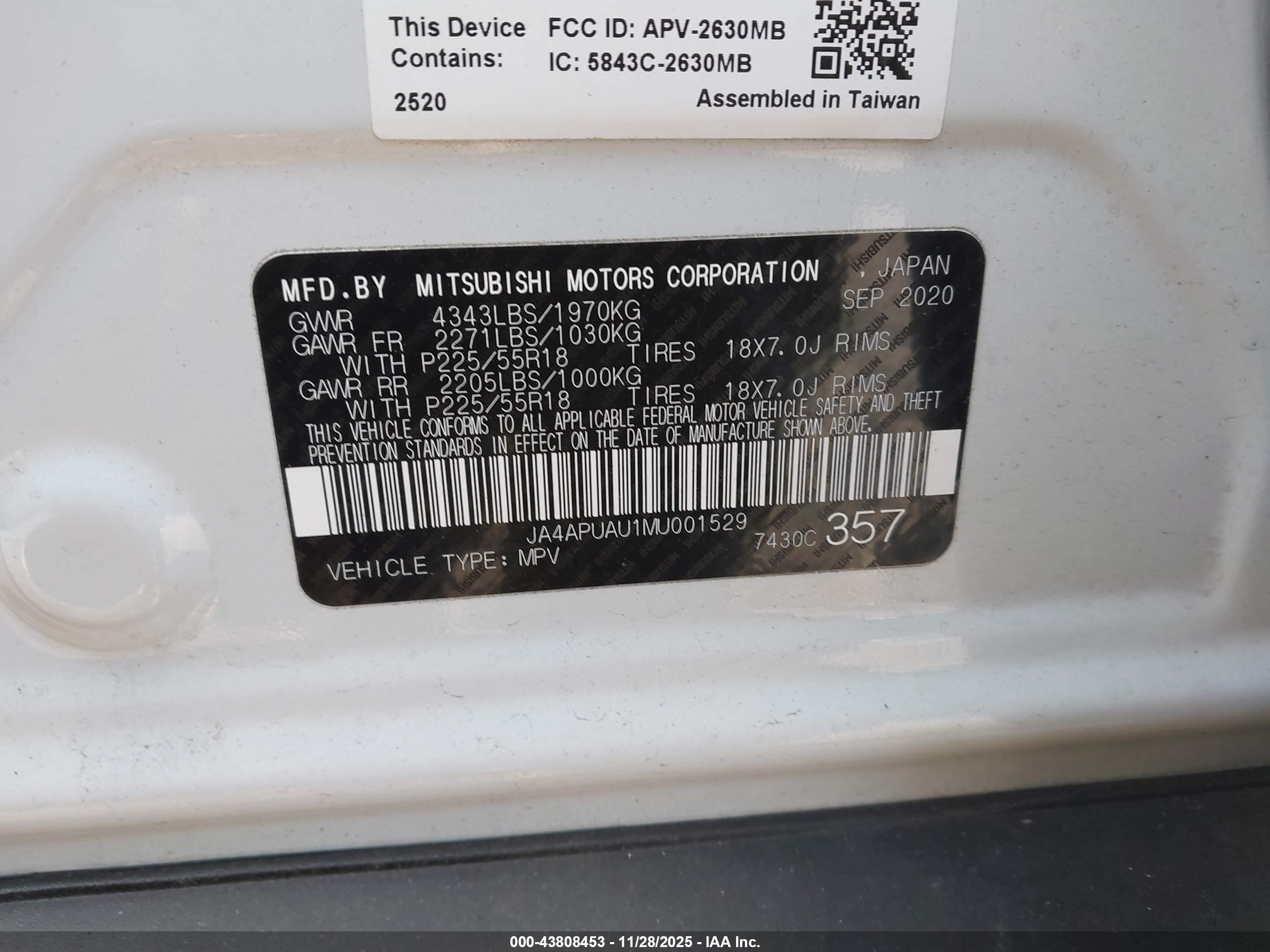 MITSUBISHI OUTLANDER image 9