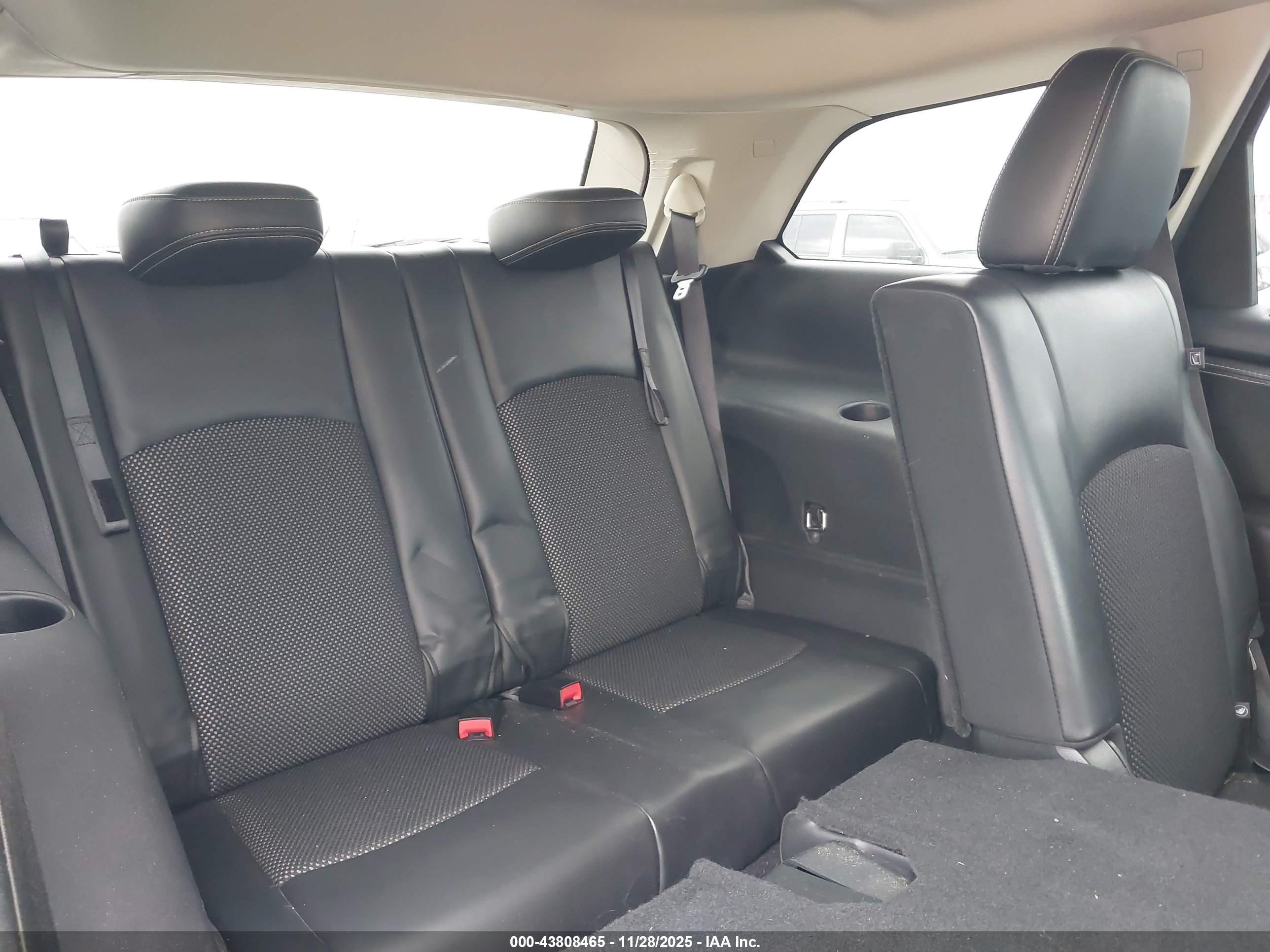 DODGE JOURNEY image 8