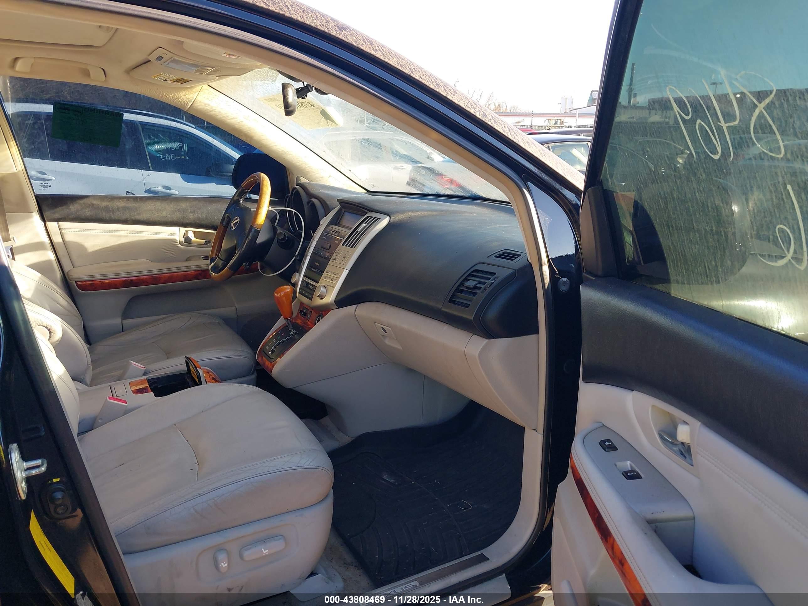 LEXUS RX image 5