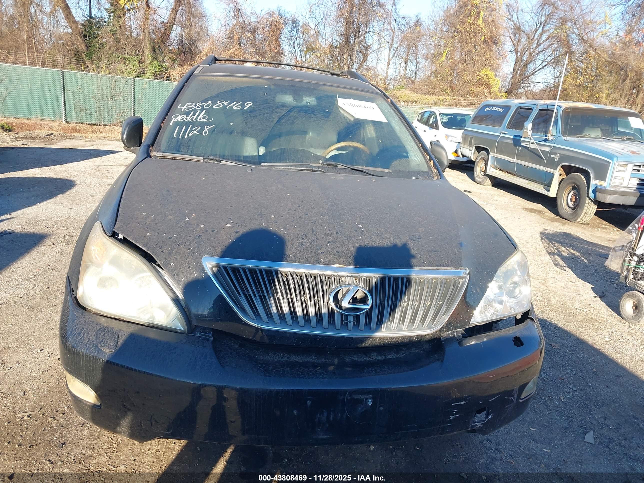 LEXUS RX image 6