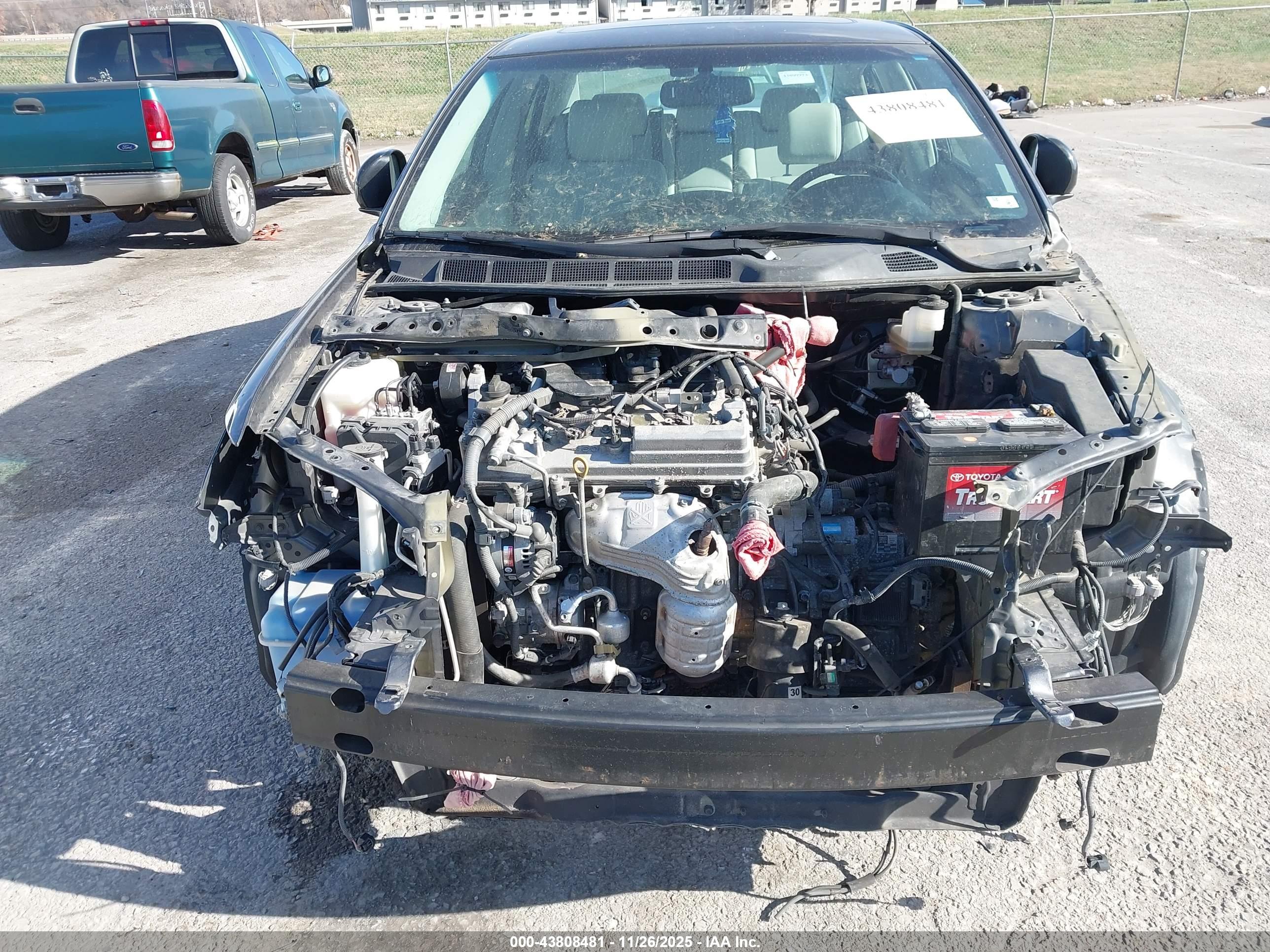 TOYOTA AVALON image 10
